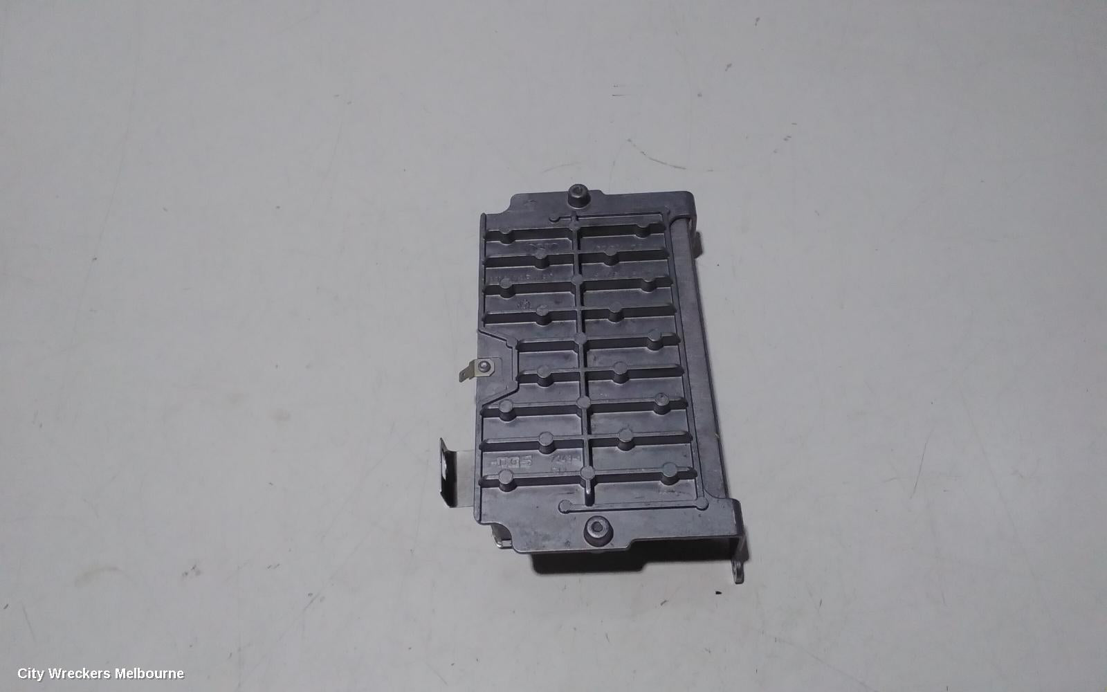 AUDI A4 RADIO/CD/DVD/SAT/TV, MMI INTERFACE CONTROL MODULE, B8 8K, 02/2008 - 01/2016 - Image 3