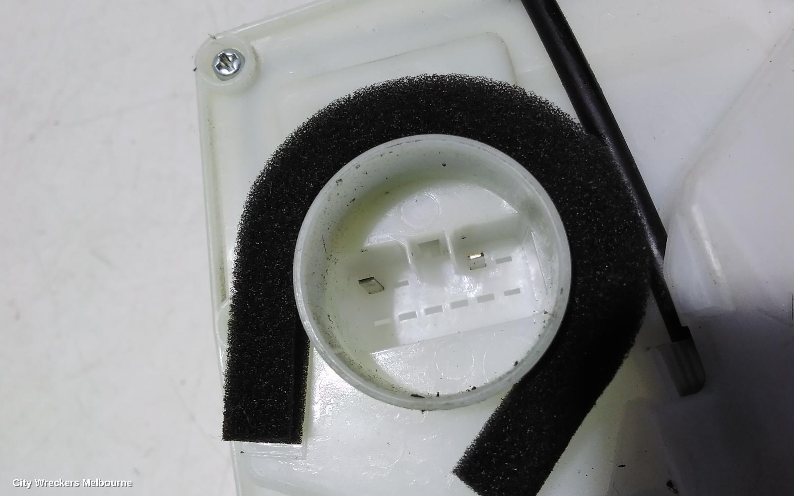 SUZUKI SWIFT DOOR/BOOT/GATE LOCK, RIGHT REAR DOOR LOCK, FZ, 08/2010 - 03/2017 - Image 3
