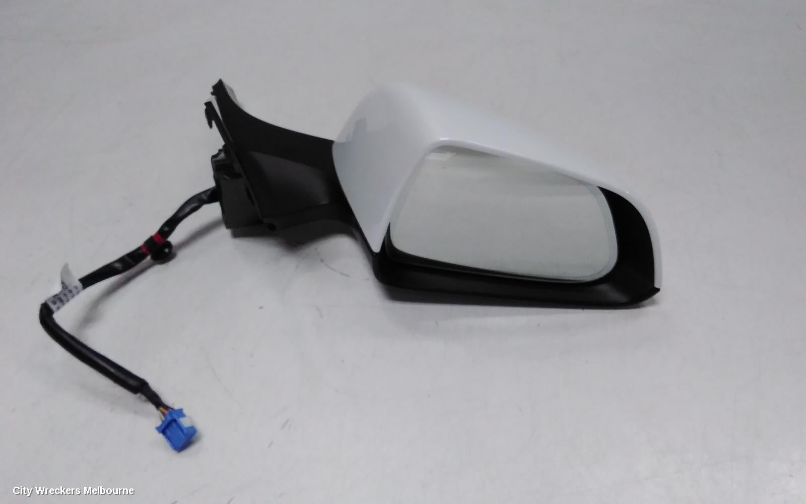 TESLA MODEL 3 RIGHT DOOR MIRROR, 1ST GEN, POWER, FOLDING, HEATED, DIMMING, BLACK BASE TYPE, 06/2019 - 08/2023 - Image 3