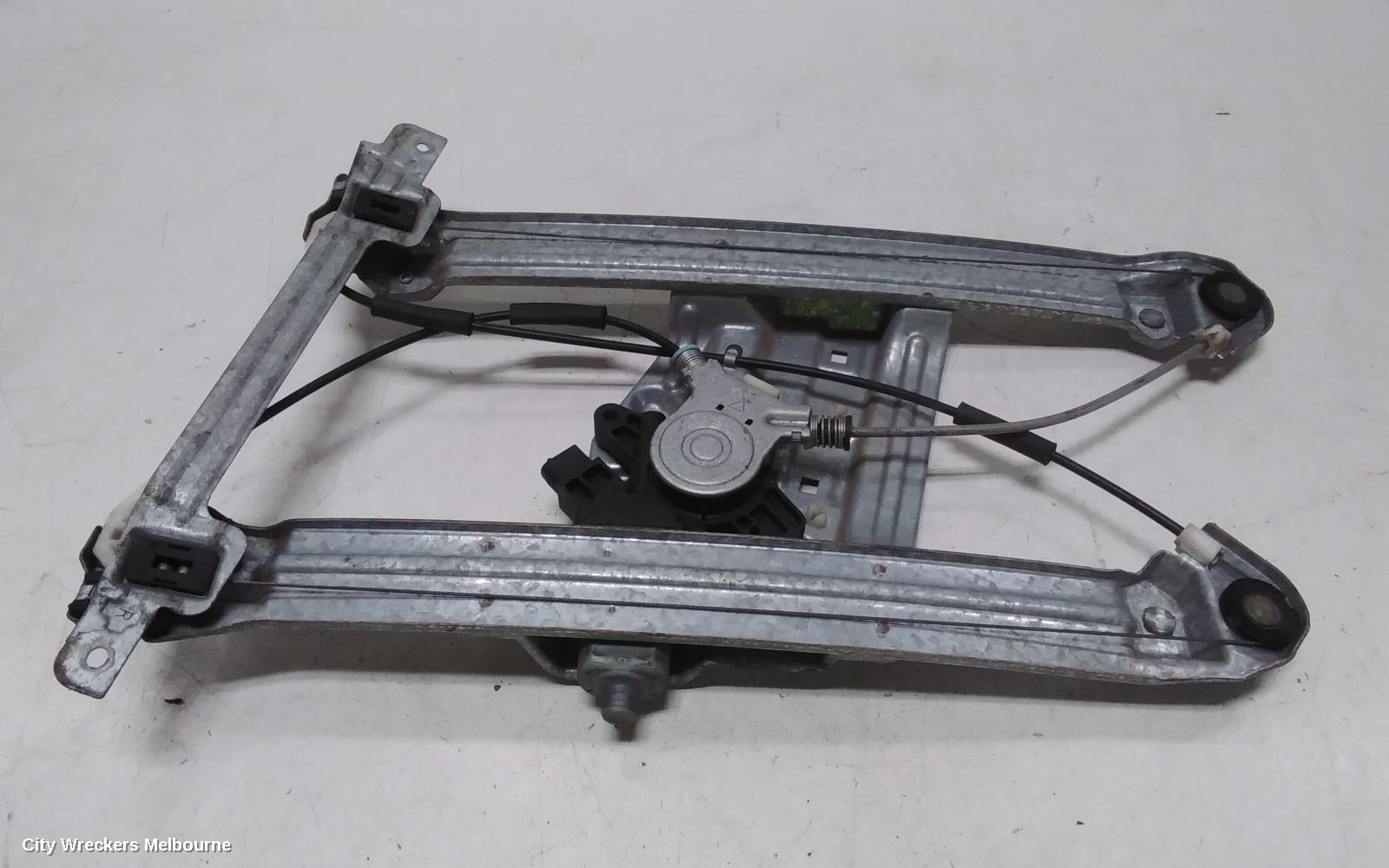 MITSUBISHI 380 RIGHT FRONT WINDOW REG/MOTOR, DB, ELECTRIC, 09/2005 - 03/2008 - Image 3