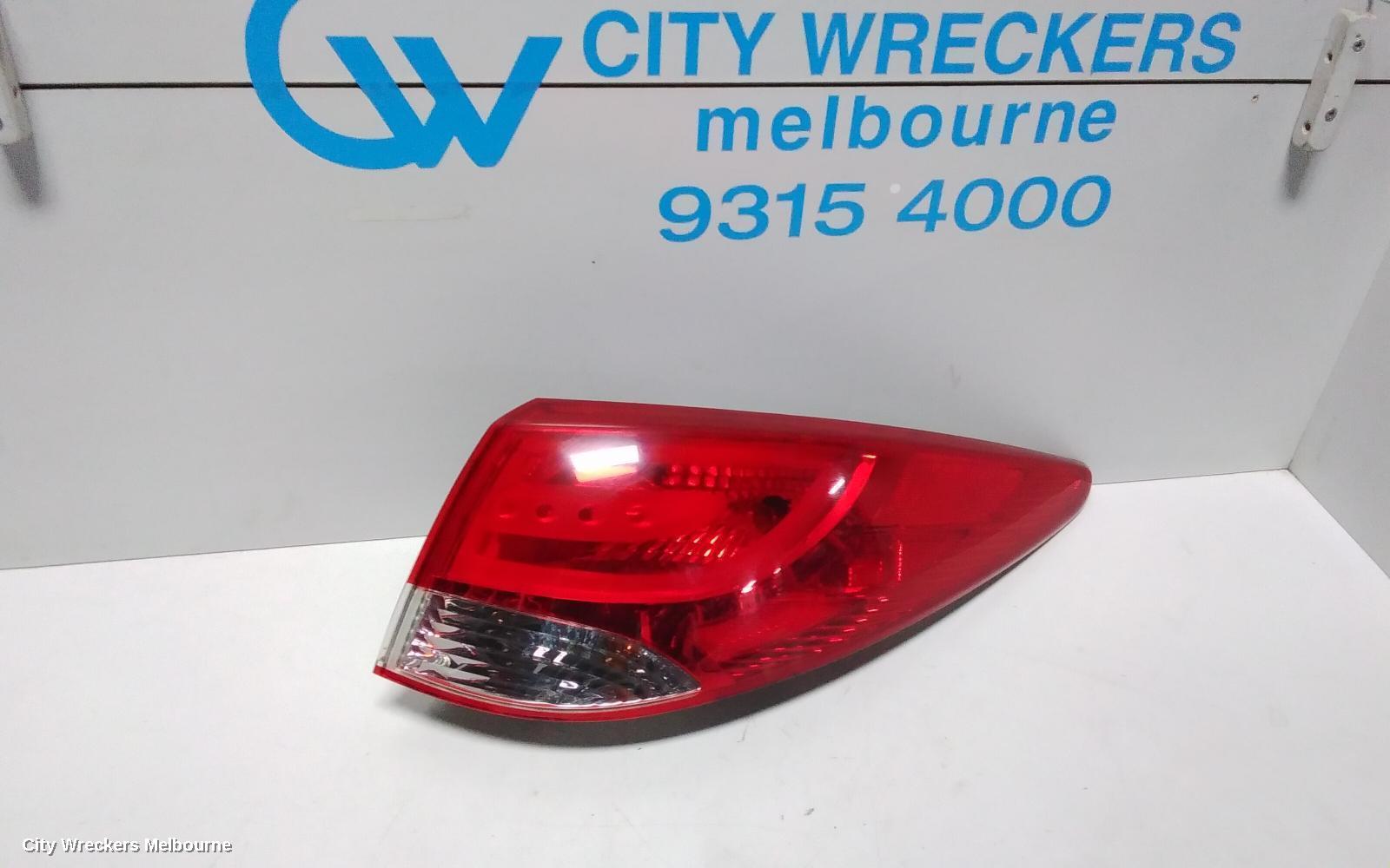 HYUNDAI IX35 RIGHT TAILLIGHT, LM SERIES (VIN KMHJ), IN BODY, 11/2009 - 01/2016 - Image 2