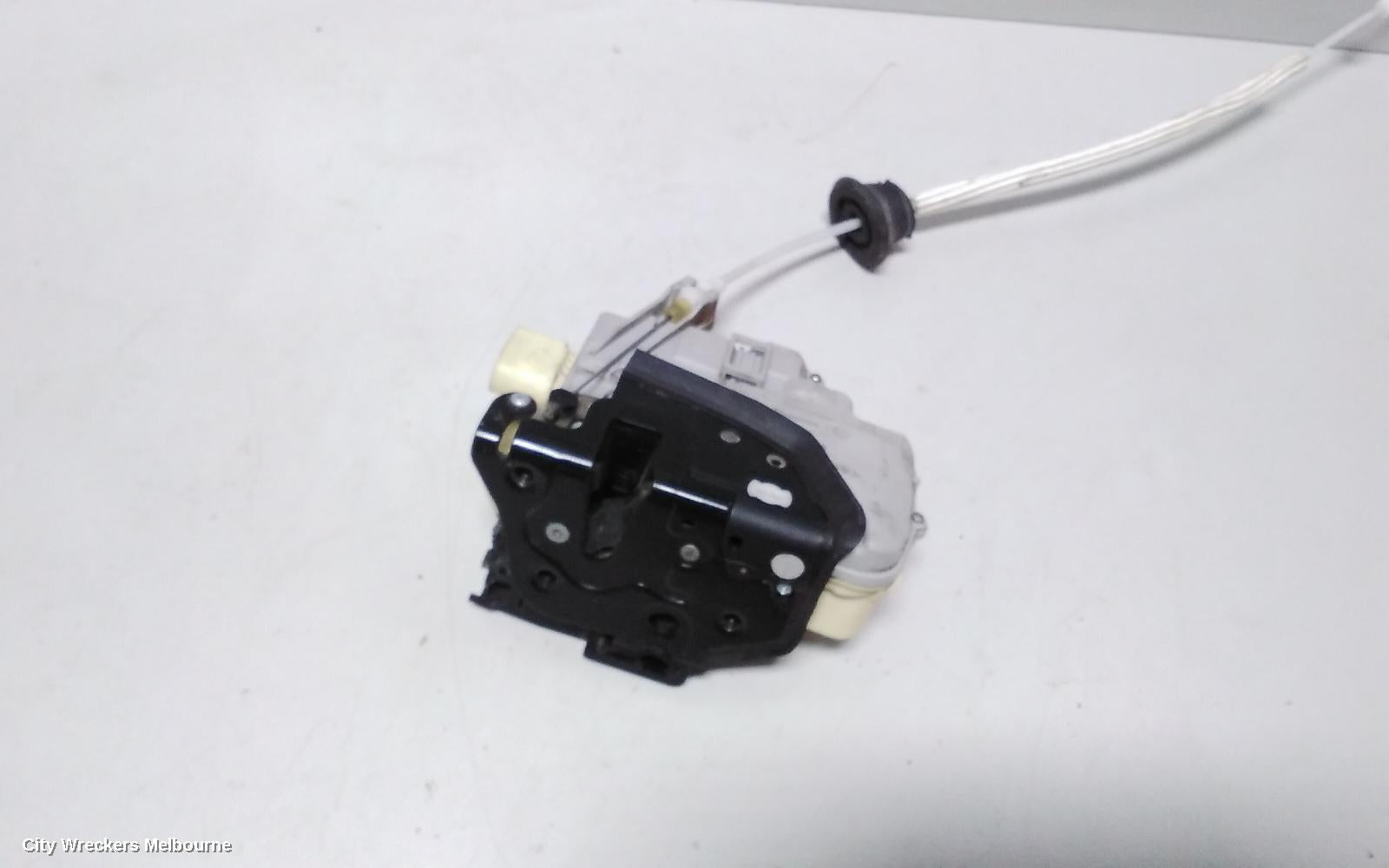 AUDI Q7 DOOR/BOOT/GATE LOCK, RIGHT FRONT DOOR LOCK, 4L, P/N 3C2837016A, 09/2006 - 11/2009 - Image 3