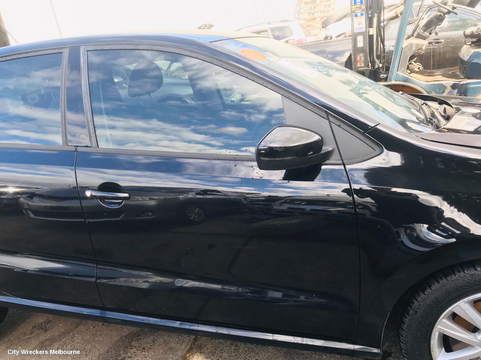 VOLKSWAGEN POLO COMPLETE VEHICLE, 6R, 5DR HATCH, 05/2014 - 09/2017 - Image 3