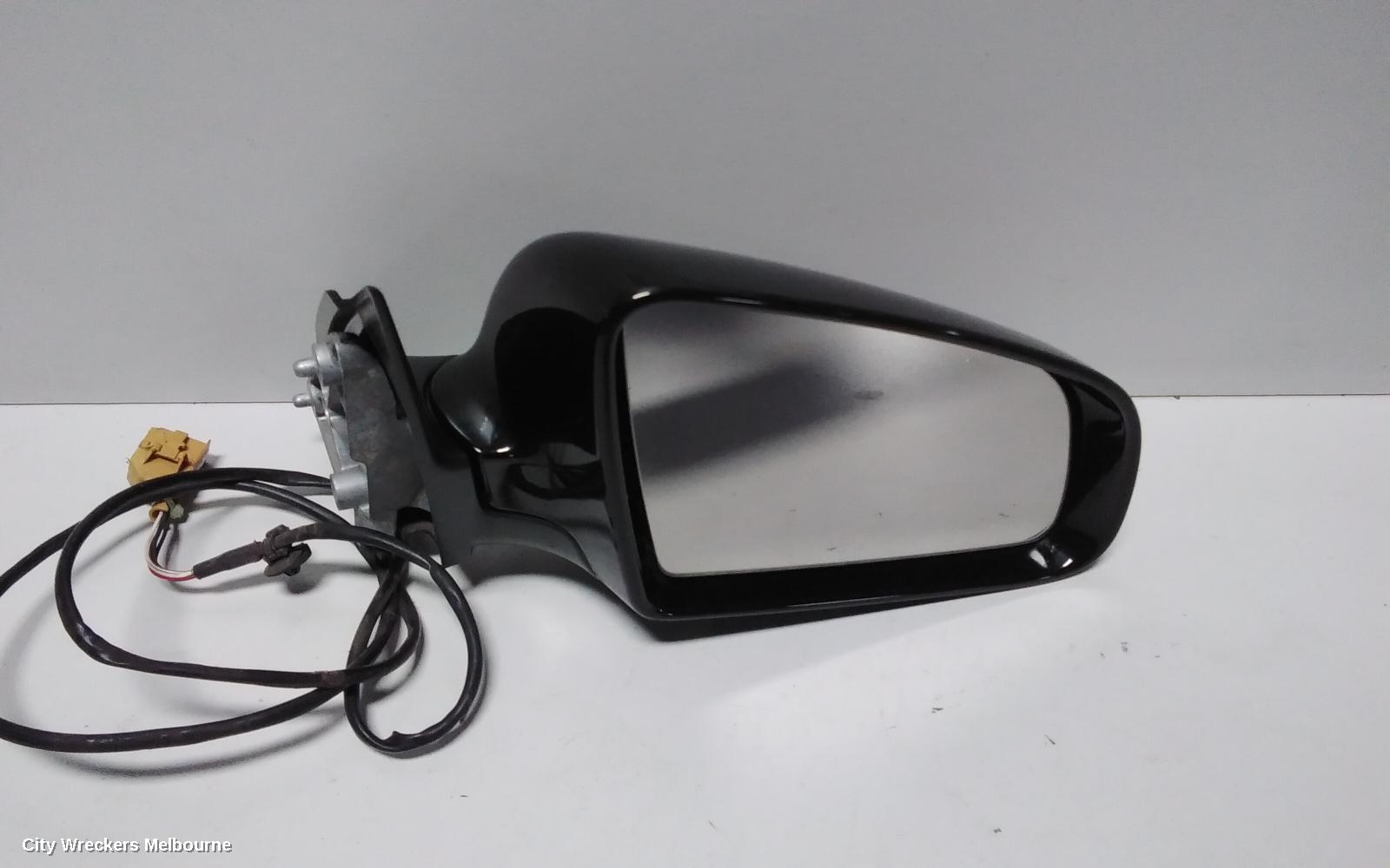 AUDI A4 RIGHT DOOR MIRROR, B7 (A4), POWER, SEDAN/WAGON, NON MEMORY TYPE, 08/2004 - 09/2008 - Image 2