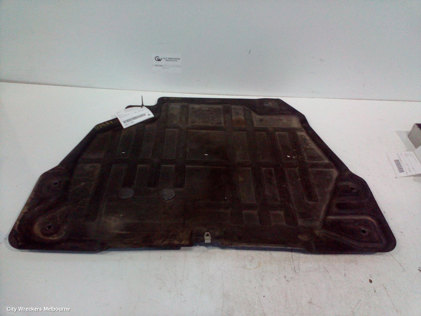LAND ROVER DISCOVERY SPORT LOWER ENGINE SPLASH TRAY, L550, 01/2015 ONWARDS - Image 2
