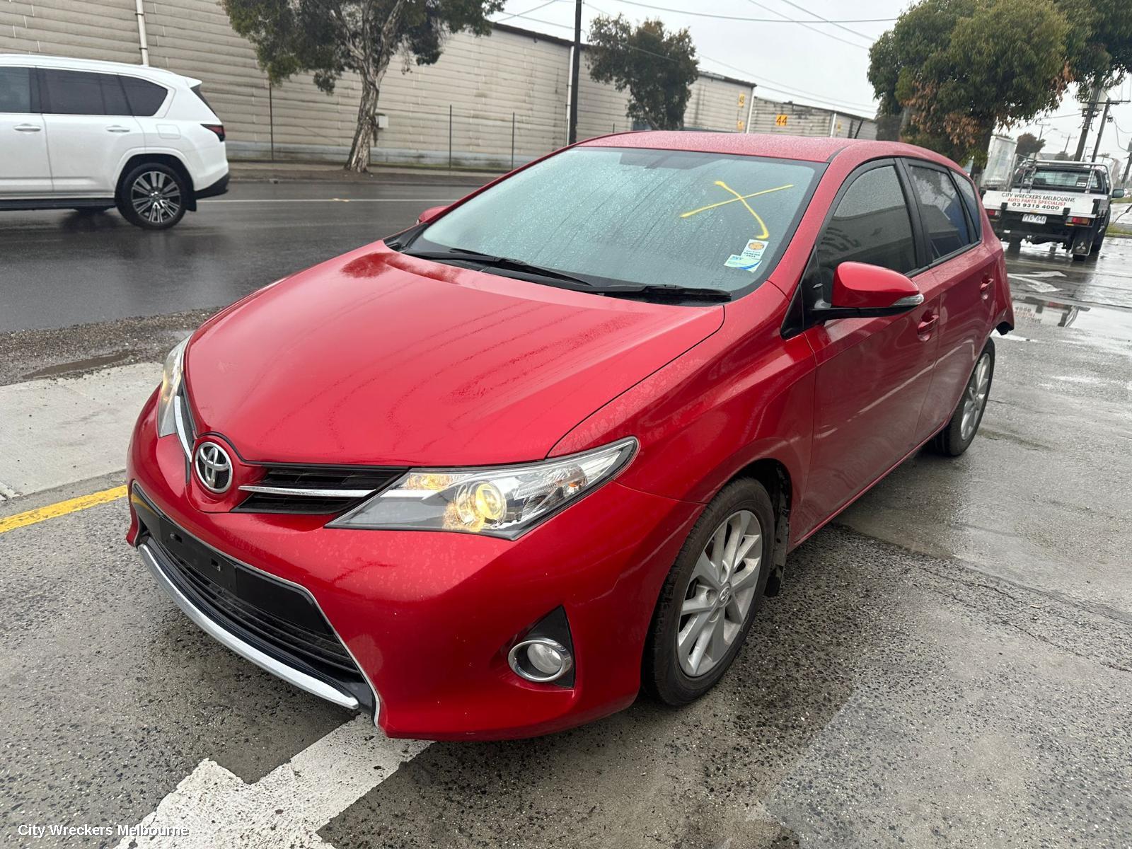TOYOTA COROLLA LEFT REAR DOOR/SLIDING, ZRE182R/ZWE186R, HATCH, 10/2012 - 06/2018 - Image 2