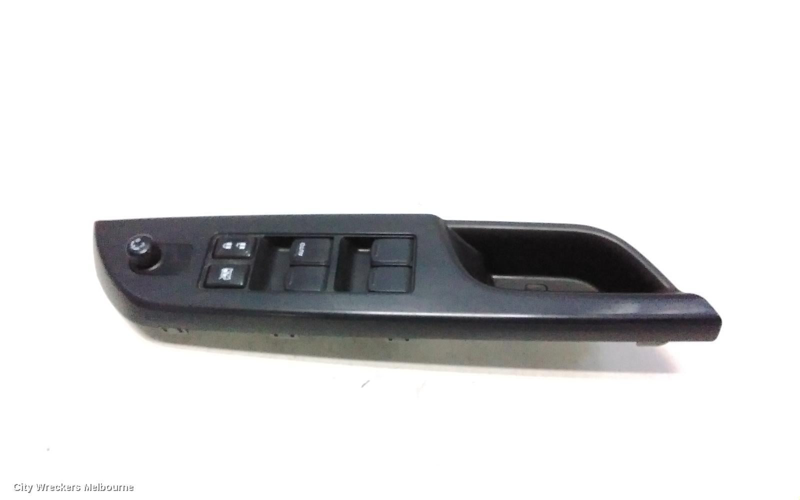 SUZUKI SWIFT PWR DR WIND SWITCH, RH FRONT (MASTER SWITCH), FZ, 18 PIN TYPE, 08/2010 - 03/2017 - Image 1