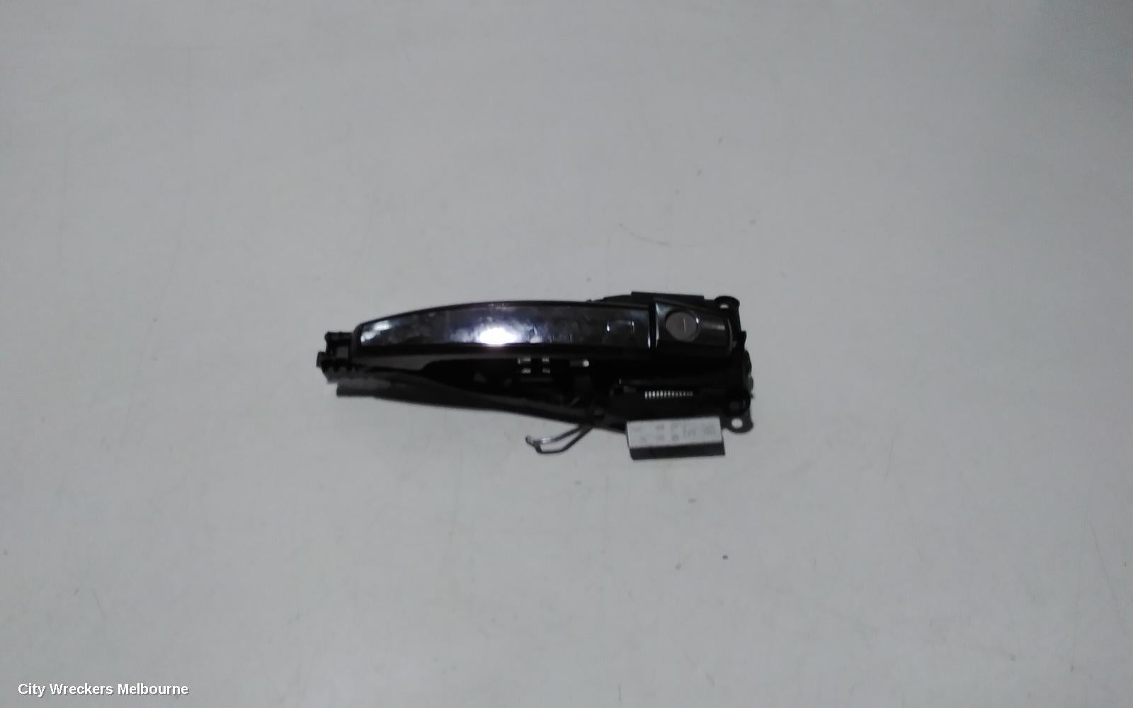 HOLDEN MALIBU DOOR HANDLE, INNER, RH FRONT, V300, 04/2013 - 12/2017 - Image 3