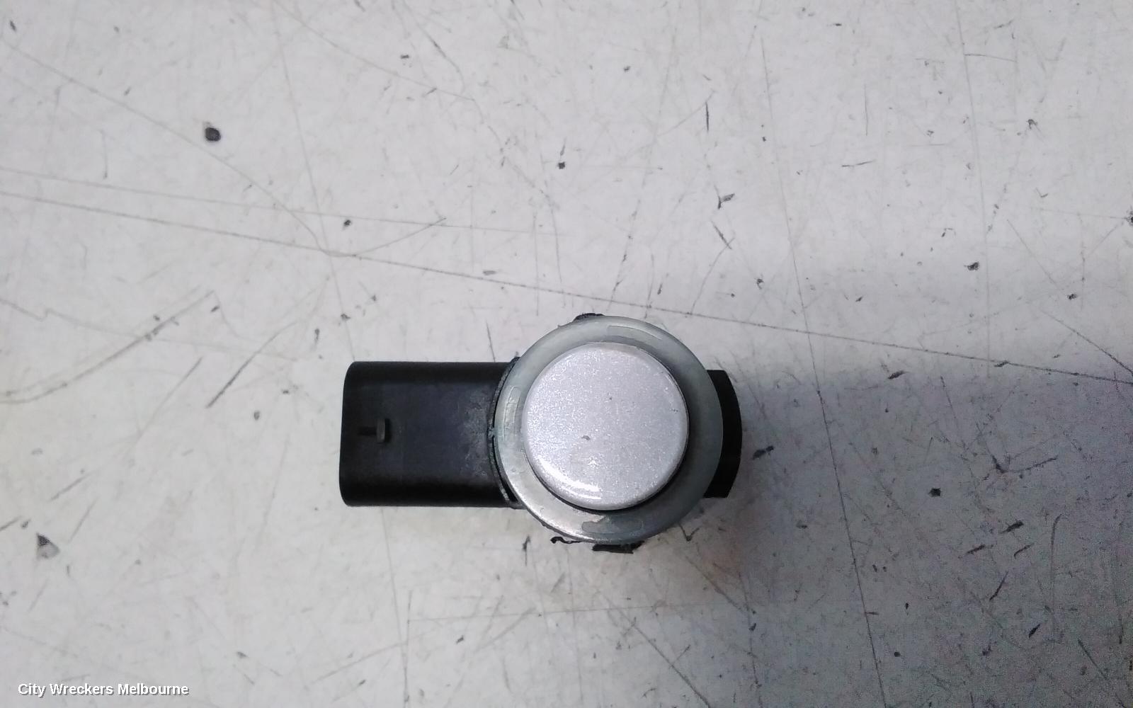 TESLA MODEL 3, 1ST GEN, 06/2019 ONWARDS, REAR BUMPER PARKING SENSOR 1X: 138738 - Image 2