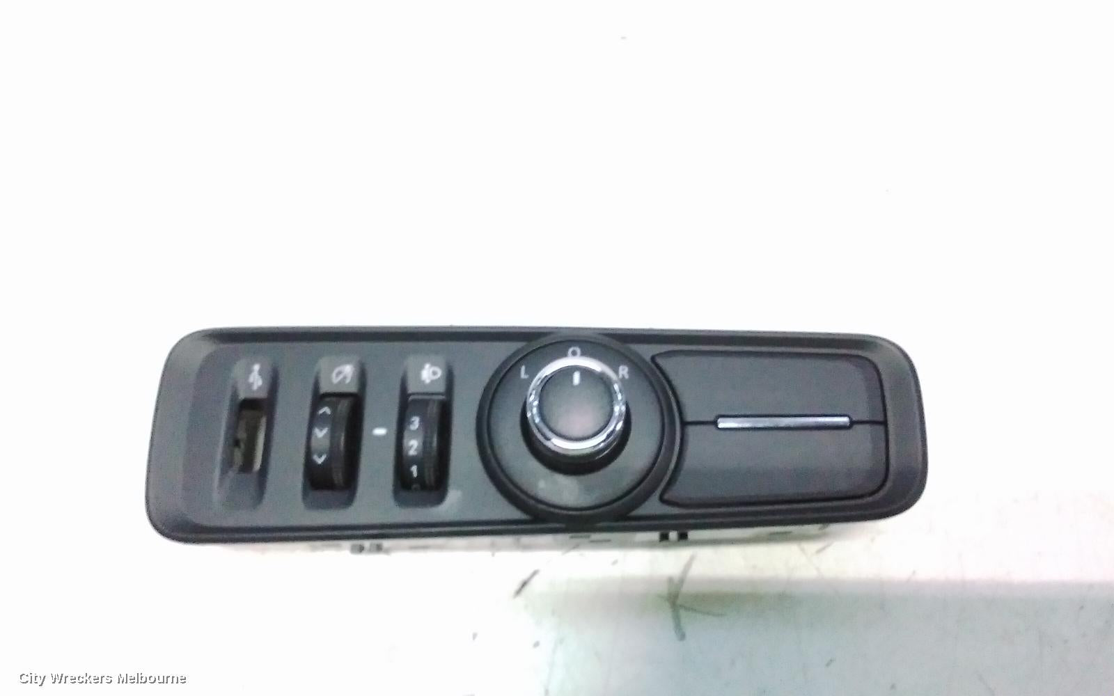 LDV DELIVER 9, DOOR MIRROR SWITCH, 07/2020 ONWARDS - Image 1