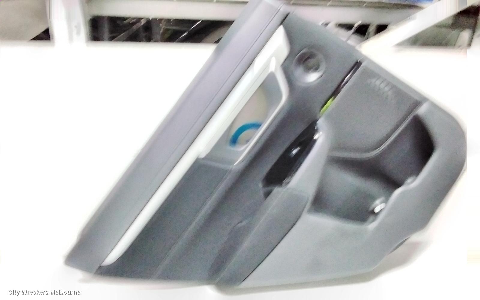 HONDA CRV DOOR TRIM, LH REAR, RW, 05/2017 ONWARDS - Image 2