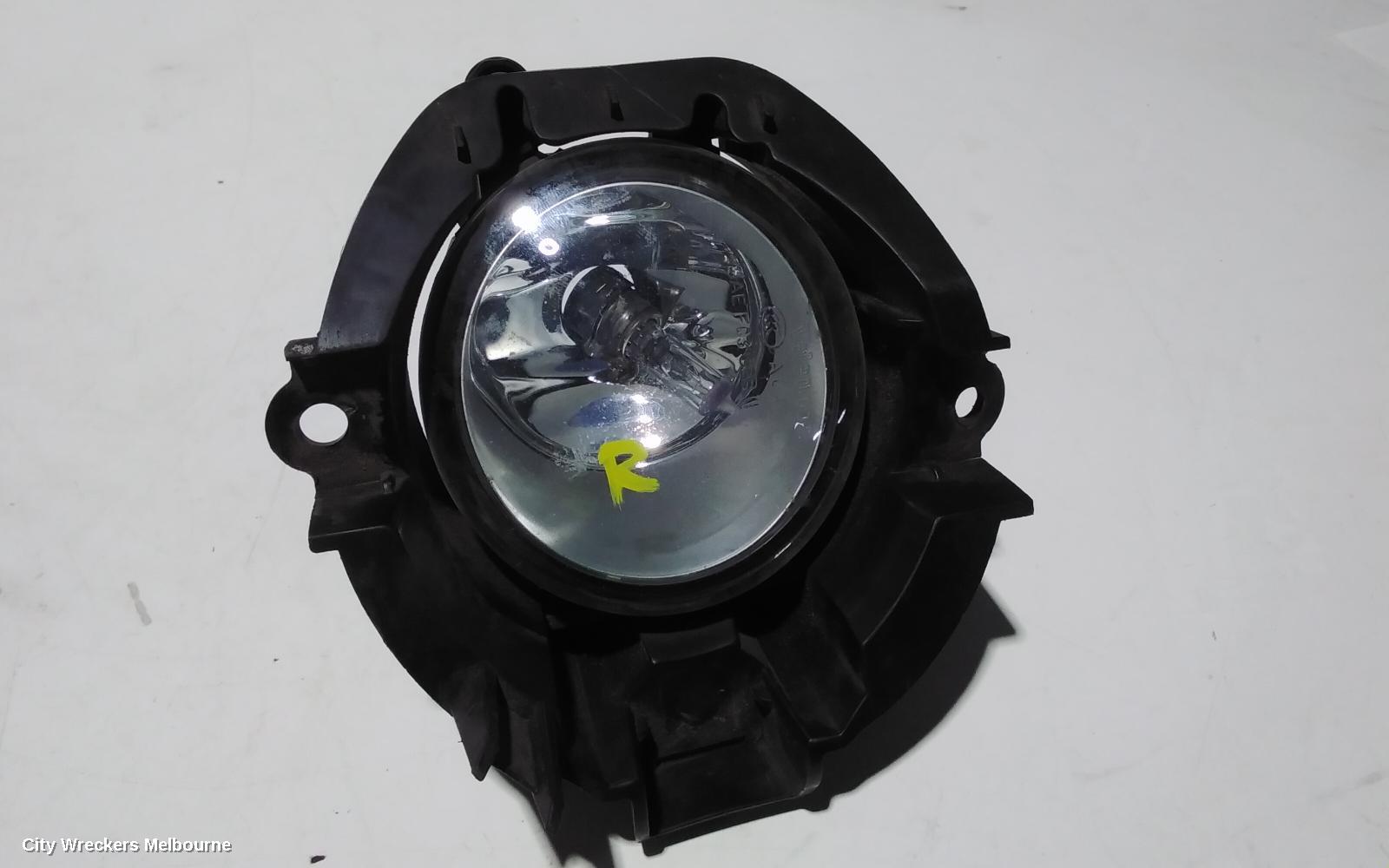 TOYOTA RAV4 RIGHT INDICATOR/FOG/SIDE, BUMPER FOGLAMP, ACA33, 11/2005 - 11/2012 - Image 2