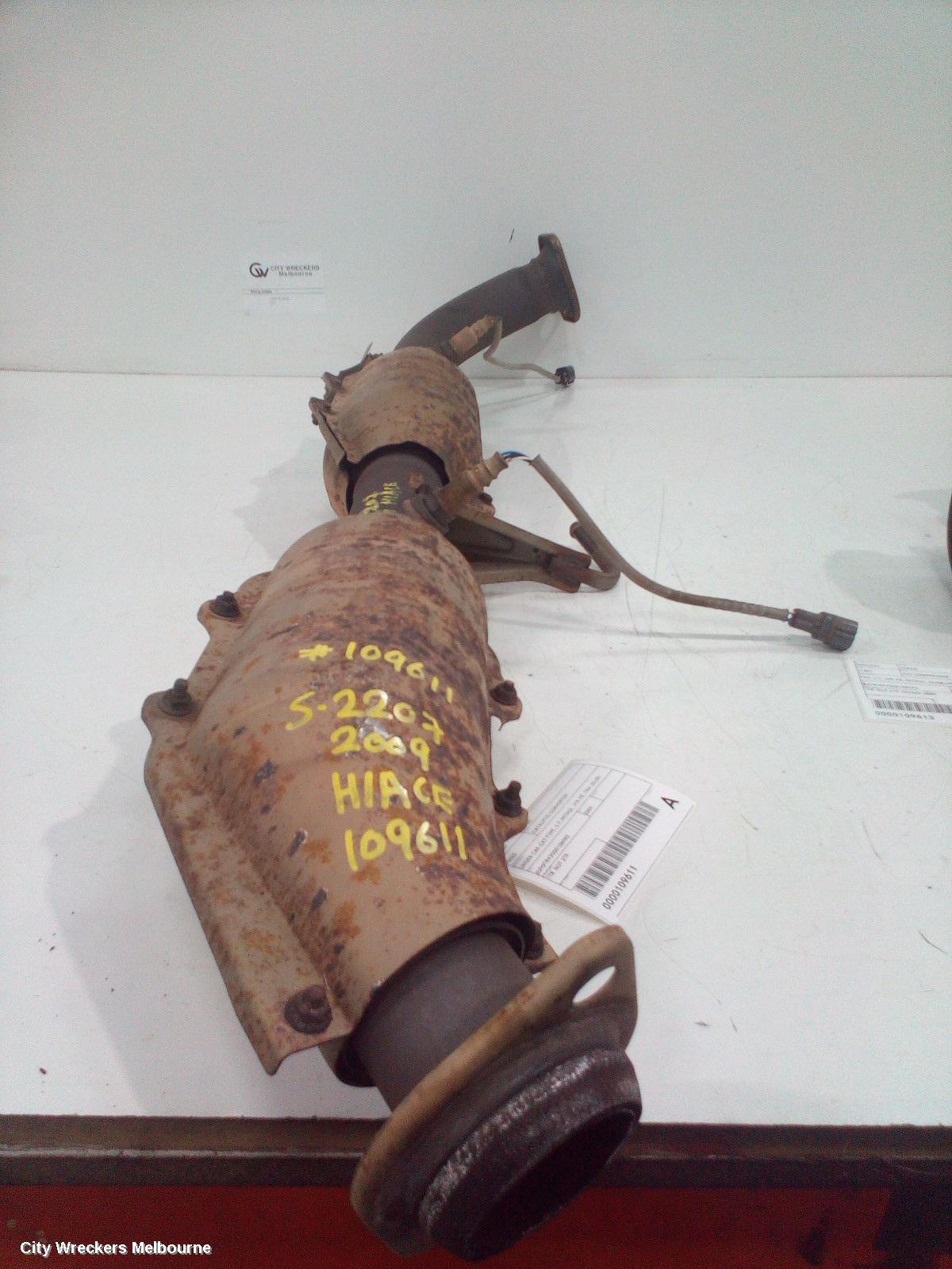 TOYOTA HIACE CATALYTIC CONVERTER, UNDER CAR-CAT TYPE, 2.7, PETROL, 2TR-FE, TRH, 03/2005 - 02/2015 - Image 1