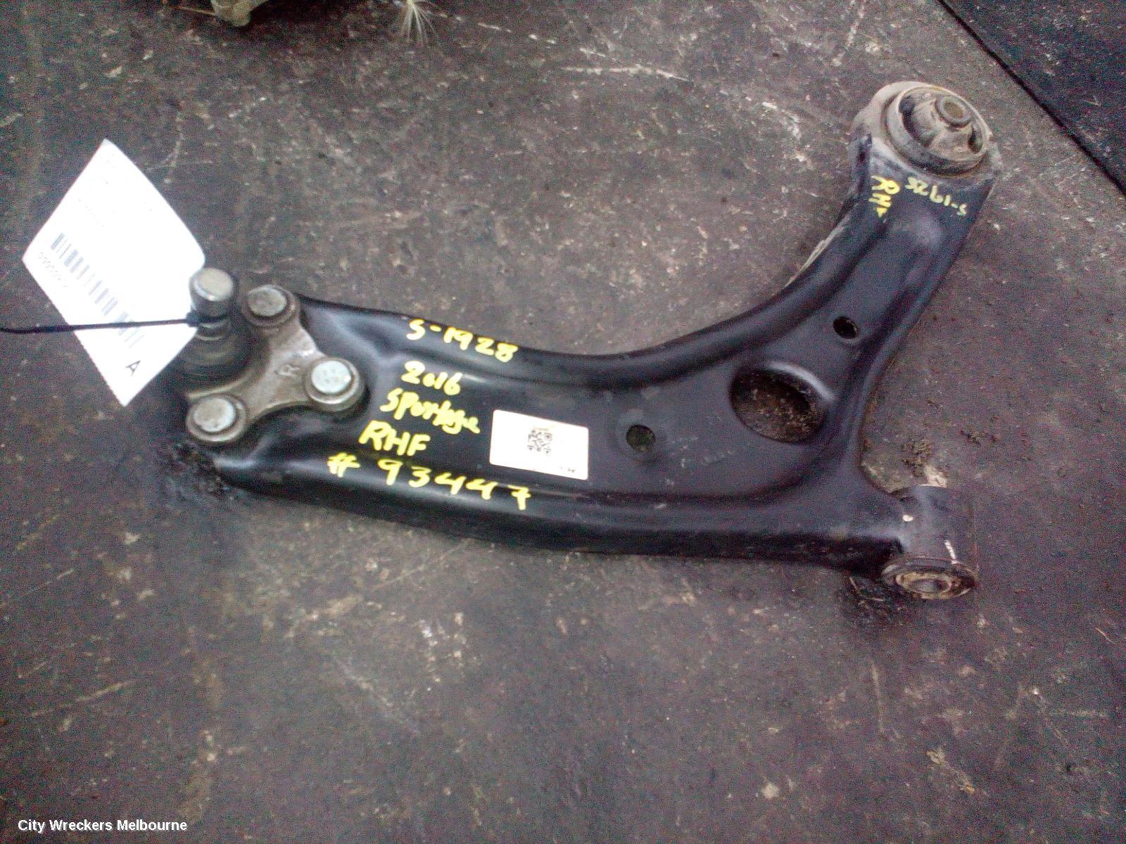 KIA SPORTAGE RIGHT FRONT LOWER CONTROL ARM, QL, 10/2015 - 08/2021 - Image 1