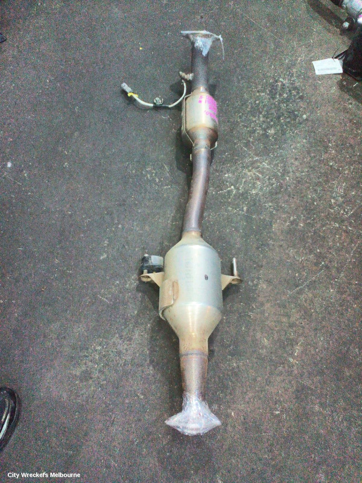 TOYOTA COROLLA CATALYTIC CONVERTER, UNDER CAR-CAT TYPE, 1.8, PETROL, ZWE211R, 07/2018 ONWARDS - Image 1