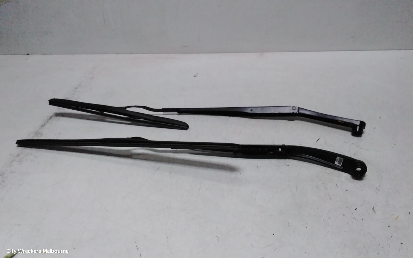 GENESIS GV70 WIPER ARM, JK, 03/2021 ONWARDS - Image 3