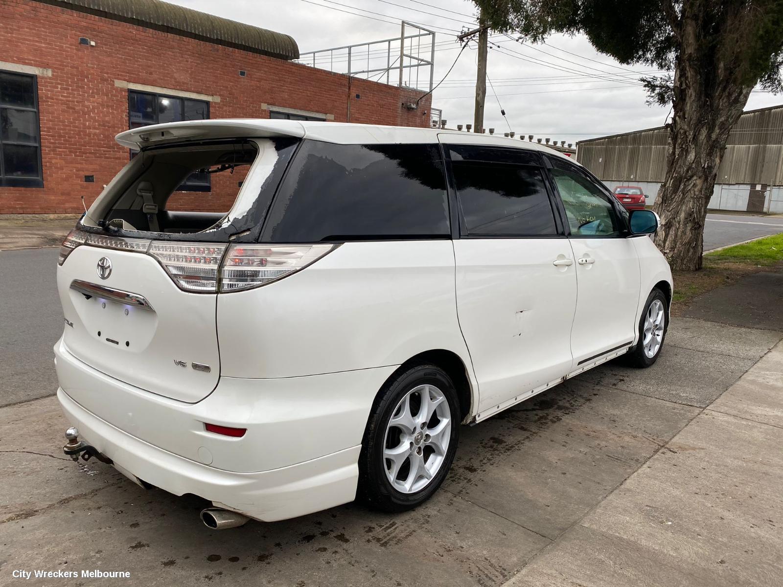 TOYOTA ESTIMA RIGHT FRONT DOOR, XR50, 05-19 - Image 3