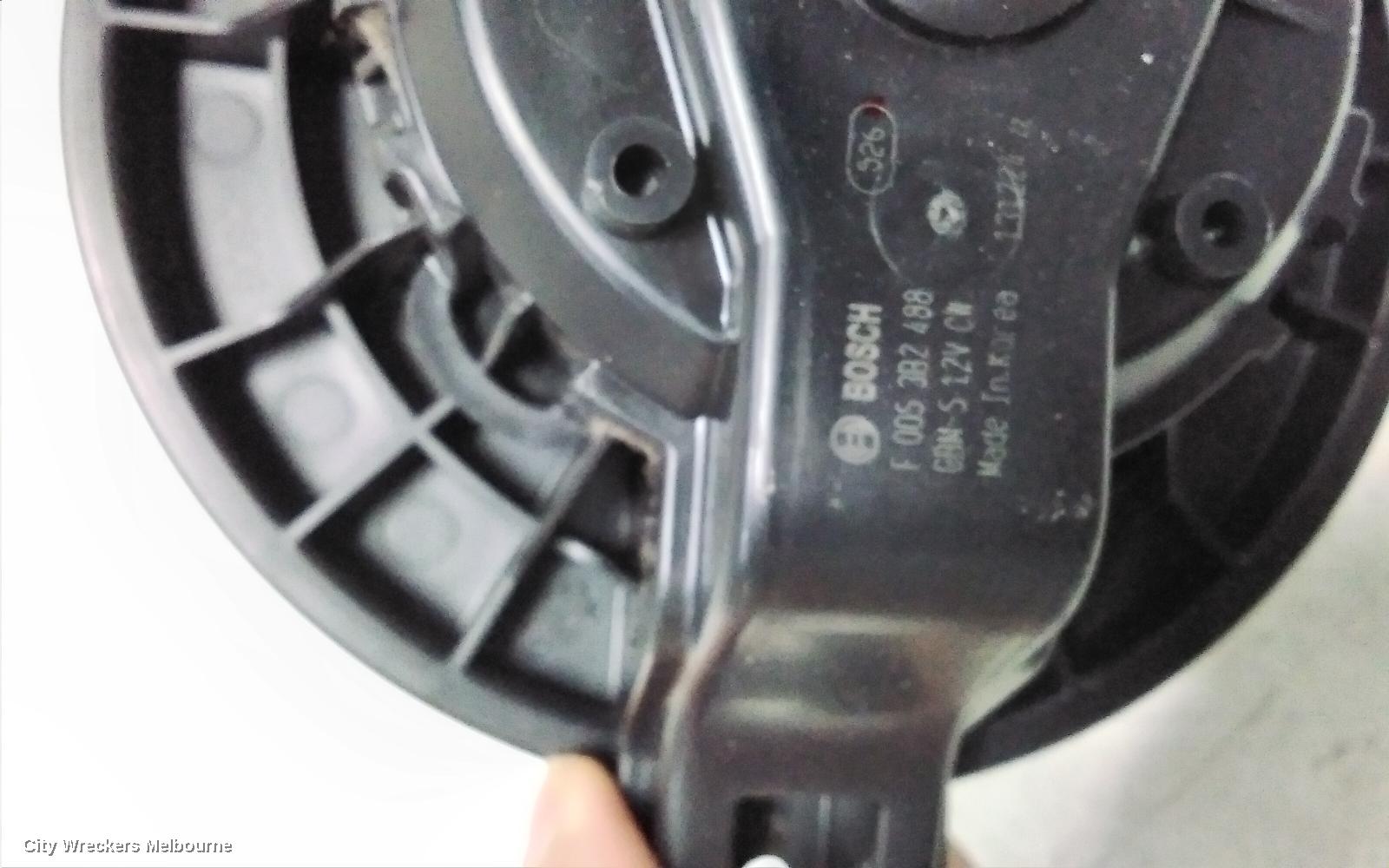 HYUNDAI VELOSTER HEATER FAN MOTOR, FS, 10/2011 - 02/2018 - Image 3