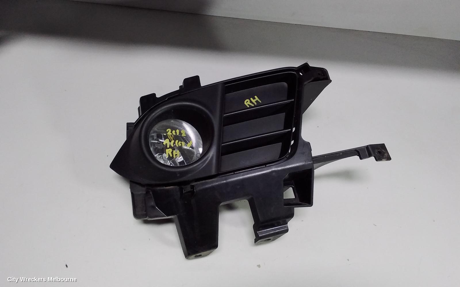 HONDA ACCORD RIGHT INDICATOR/FOG/SIDE, BUMPER FOGLAMP, 8TH GEN, EURO (VIN JHMCU), 07/2011 - 12/2015 - Image 3