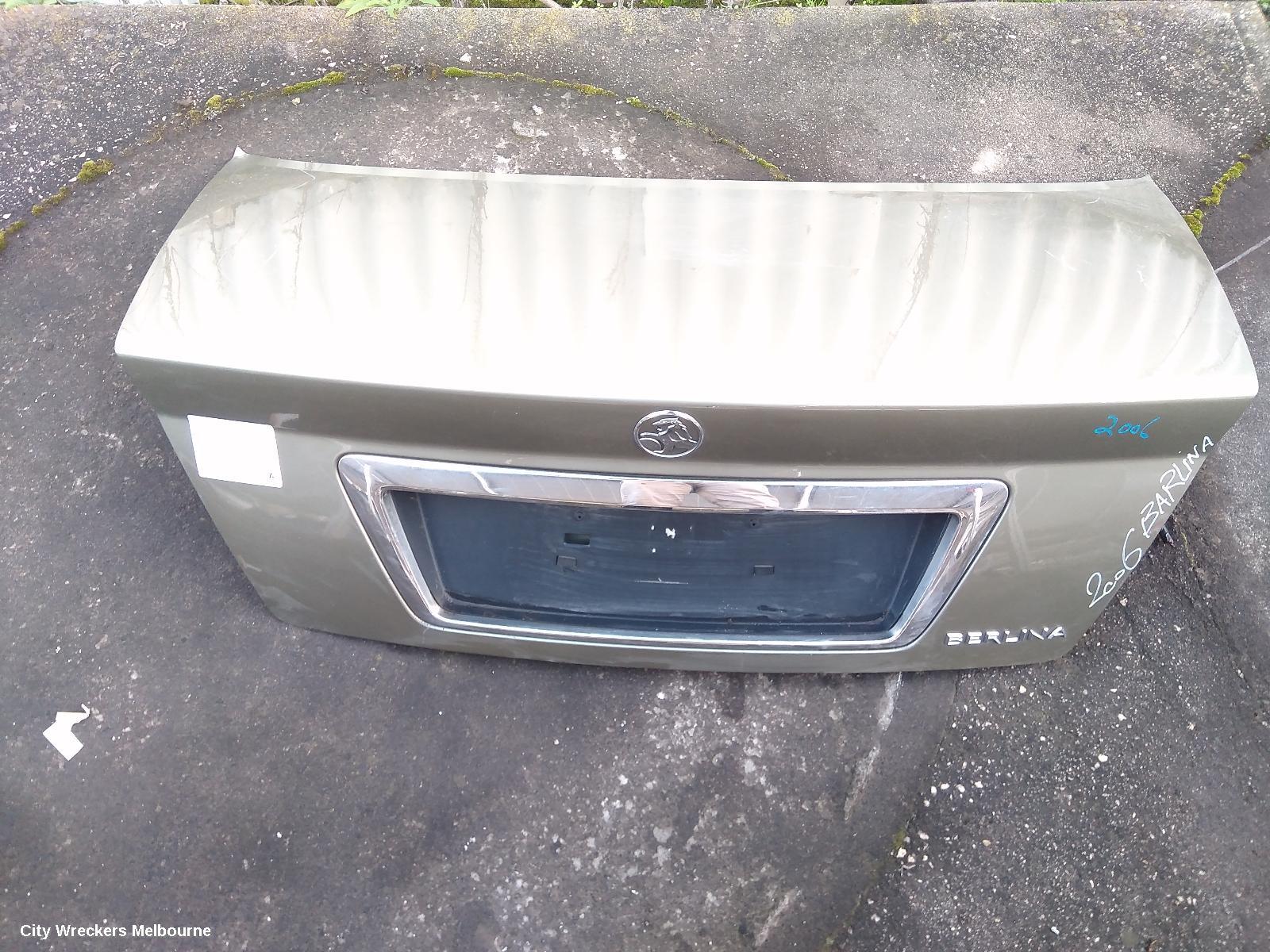 HOLDEN COMMODORE BOOTLID/TAILGATE, BOOTLID, VY1-VZ, NON SPOILER TYPE, 10/2002 - 09/2007 - Image 2