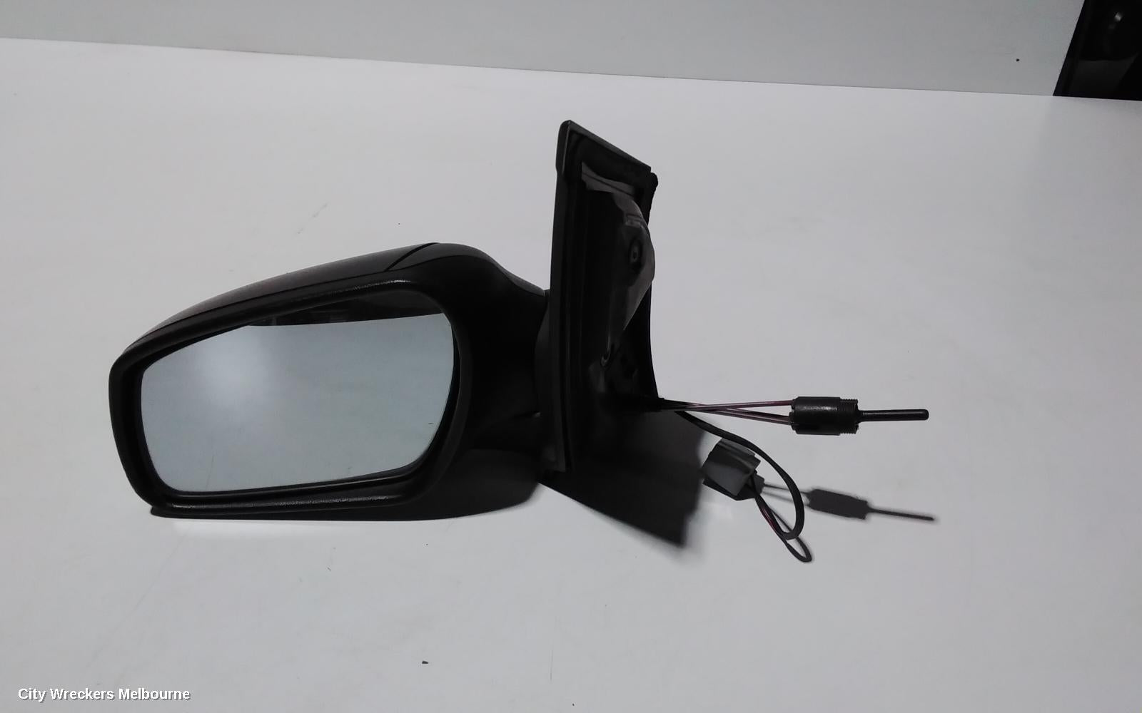 FORD FOCUS LEFT DOOR MIRROR, LT, HATCH/SEDAN, POWER, BLACK, 05/2007 - 04/2009 - Image 1