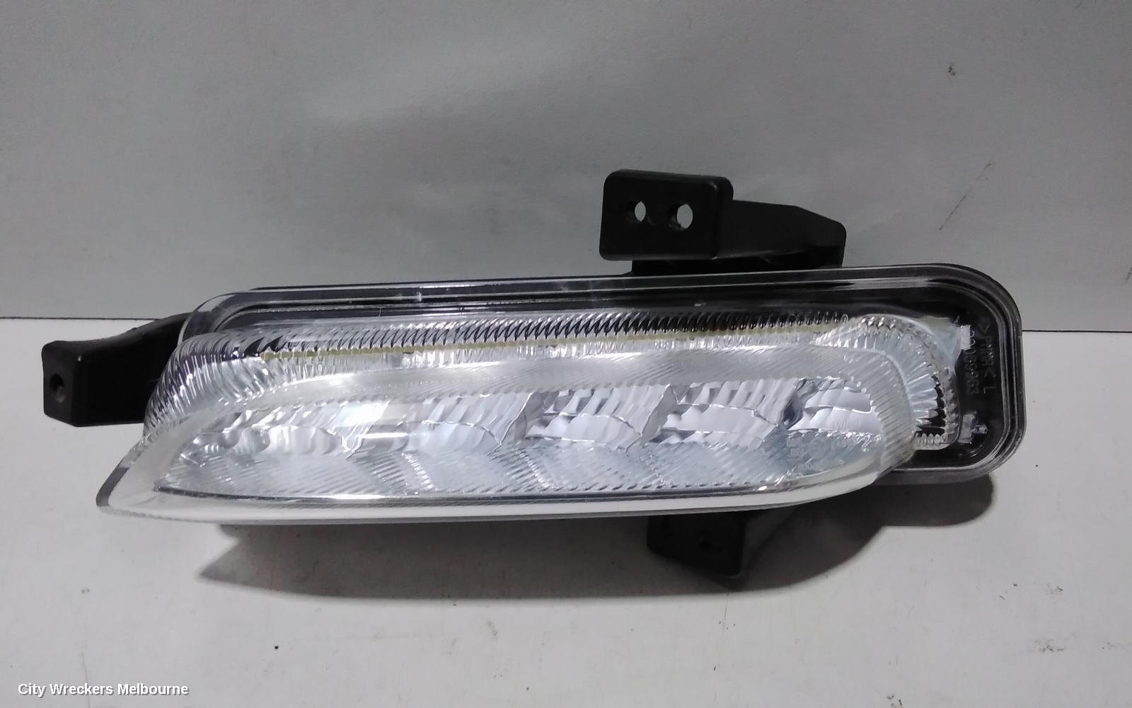 SUZUKI SWIFT LEFT INDICATOR/FOG/SIDE, DAYTIME RUNNING LAMP, AZ, 04/2017 ONWARDS - Image 3