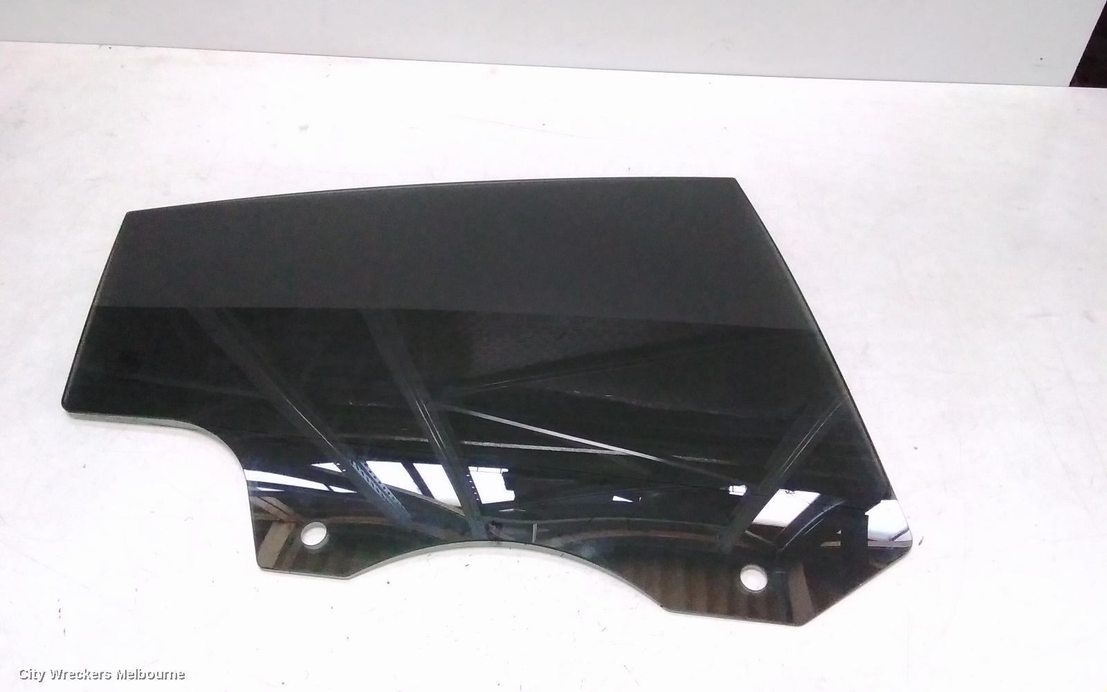 TESLA MODEL Y RIGHT REAR DOOR WINDOW, 1ST GEN, 03/2022 ONWARDS - Image 1