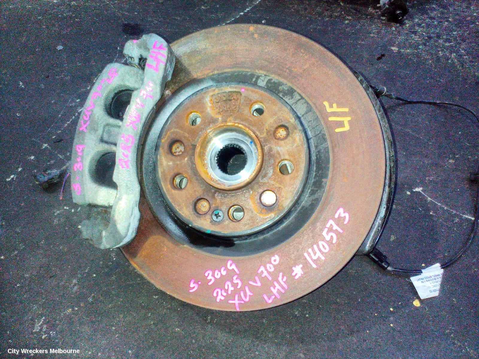 MAHINDRA XUV700 LEFT FRONT HUB ASSEMBLY, W601, 01/2023 ONWARDS - Image 1