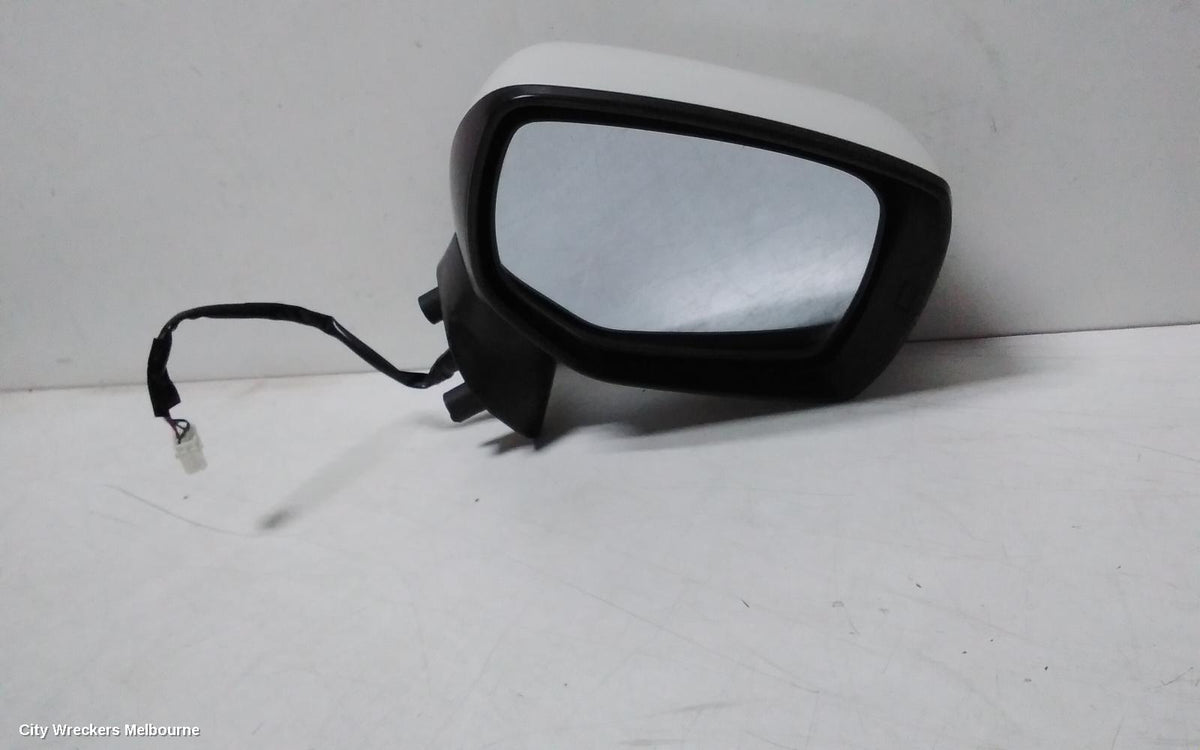 SUBARU OUTBACK RIGHT DOOR MIRROR, 6TH GEN, MANUAL FOLD, NON BLIND SPOT TYPE, 08/2014 - 02/2016 - Image 3