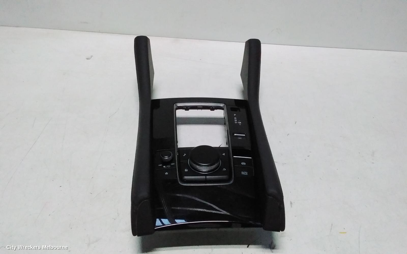 MAZDA 3 GEAR STICK/SHIFTER, BP, AUTO T/M, 03/2019 ONWARDS - Image 1