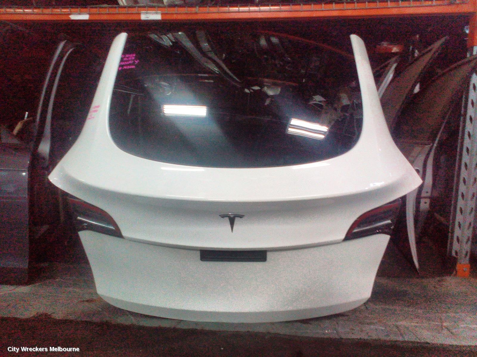 TESLA MODEL Y BOOTLID/TAILGATE, 1ST GEN, TAILGATE, 03/2022 ONWARDS - Image 2