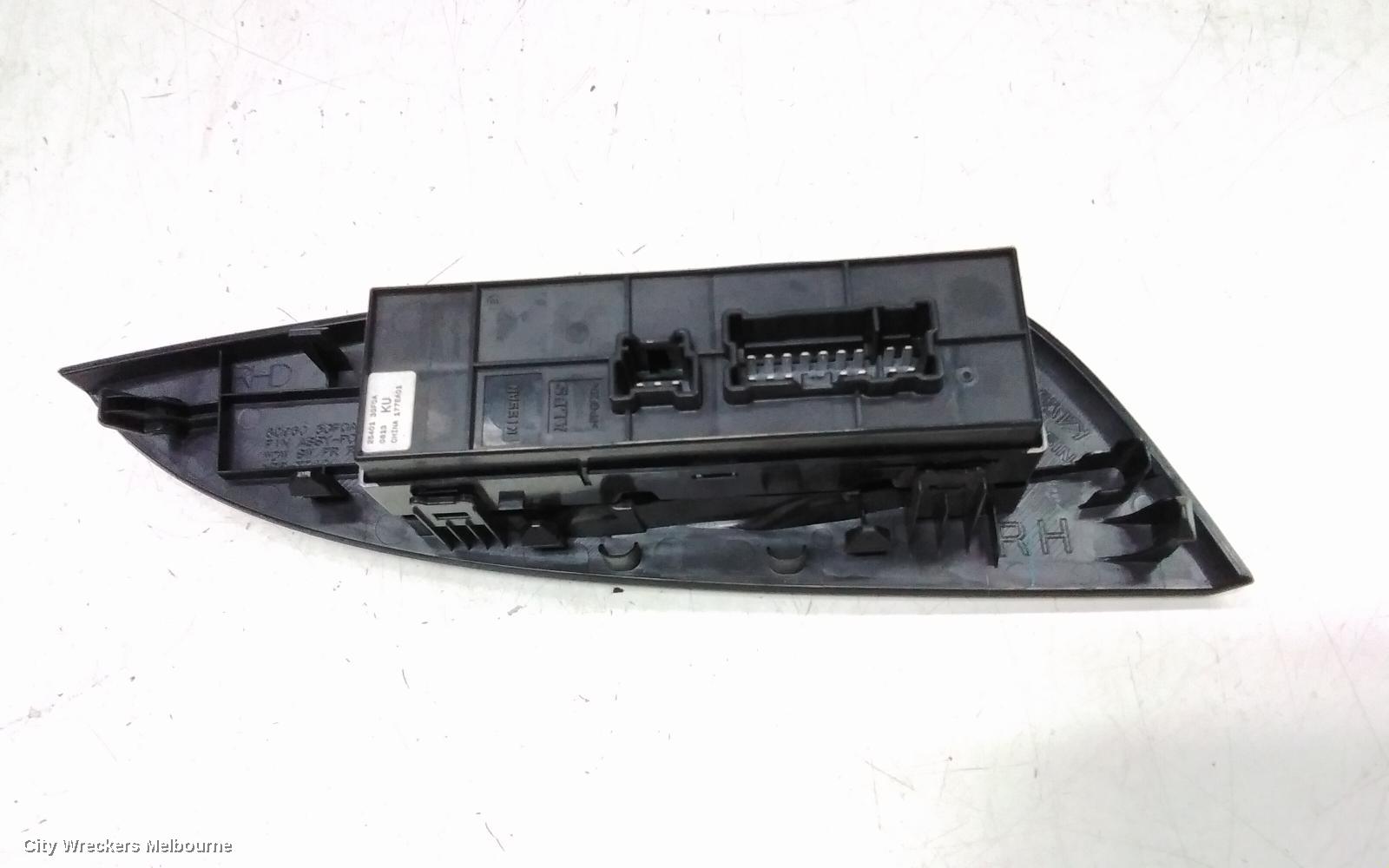NISSAN PULSAR PWR DR WIND SWITCH, RH FRONT (MASTER SWITCH), HATCH, C12, 05/2013 - 12/2016 - Image 3