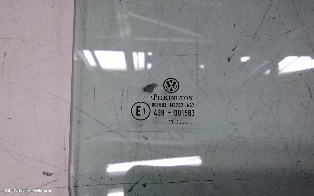 VOLKSWAGEN AMAROK RIGHT REAR DOOR WINDOW, 2H, GREEN TINT TYPE, 10/2010 - 09/2022 - Image 3
