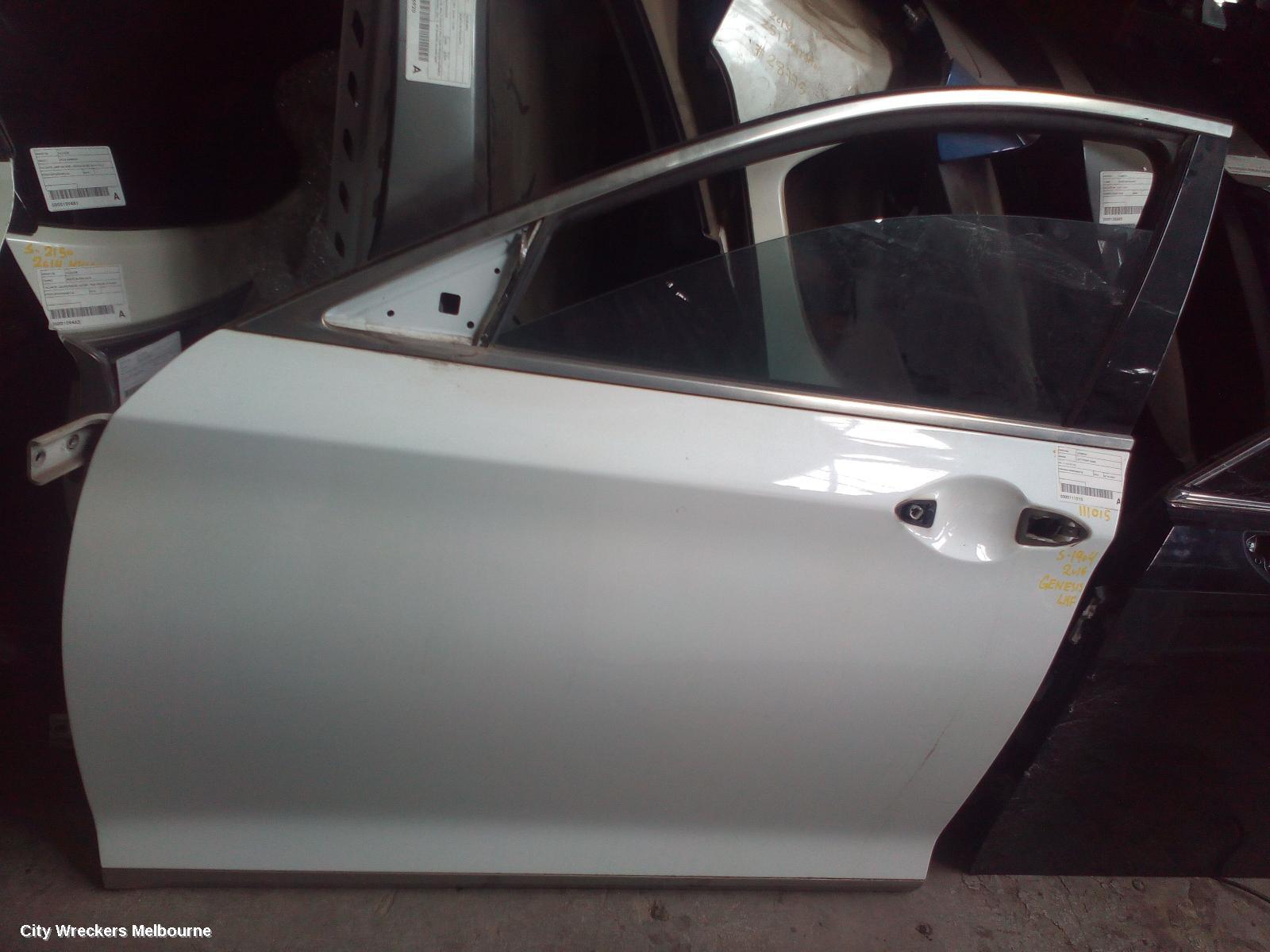 HYUNDAI GENESIS LEFT FRONT DOOR, DH, 11/2014 - 01/2018 - Image 2