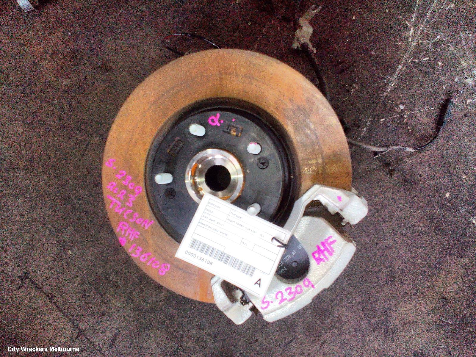 HYUNDAI TUCSON RIGHT FRONT HUB ASSEMBLY, NX4, AWD, 02/2021 ONWARDS - Image 2