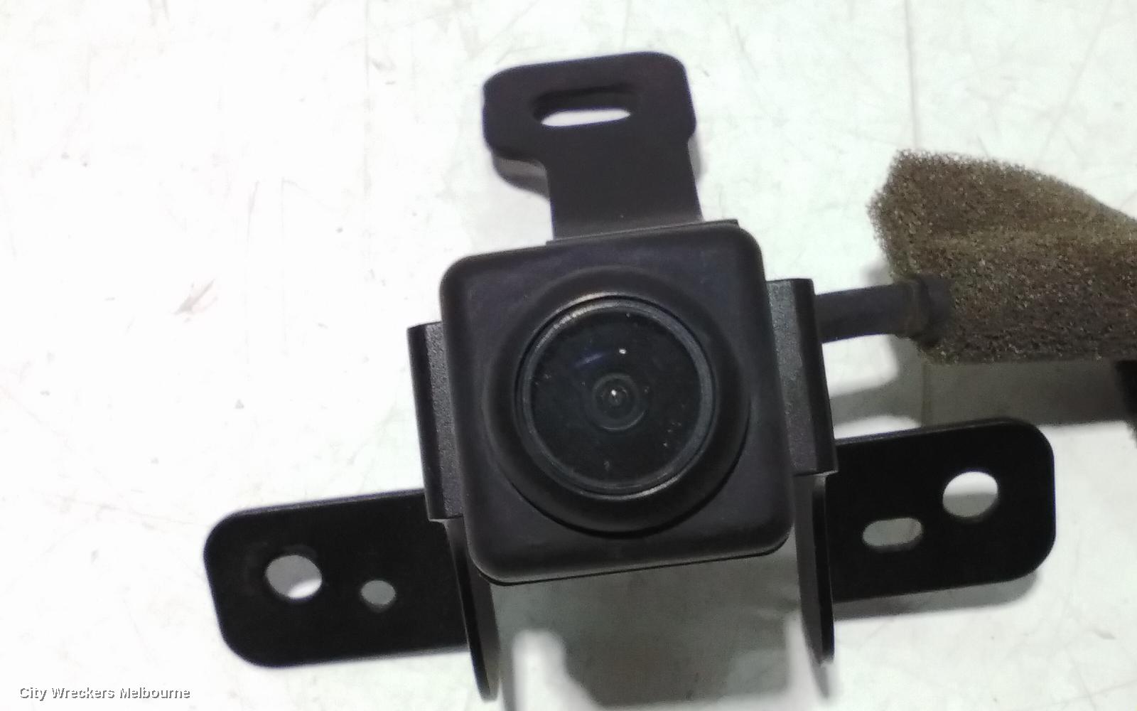 NISSAN PATHFINDER, R52, 06/2013 - 04/2021, FRONT CAMERA BEHIND GRILL: 94425 - Image 2