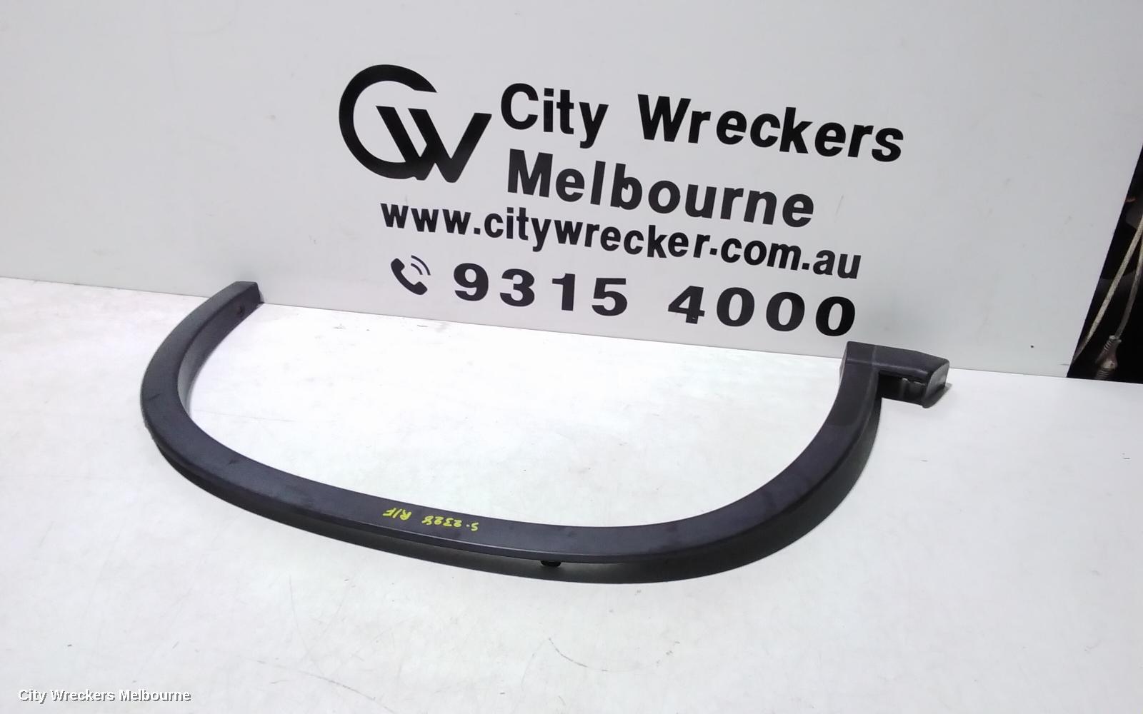 NISSAN XTRAIL WHEEL ARCH FLARE, RH FRONT, T31, 09/2007 - 12/2013 - Image 2