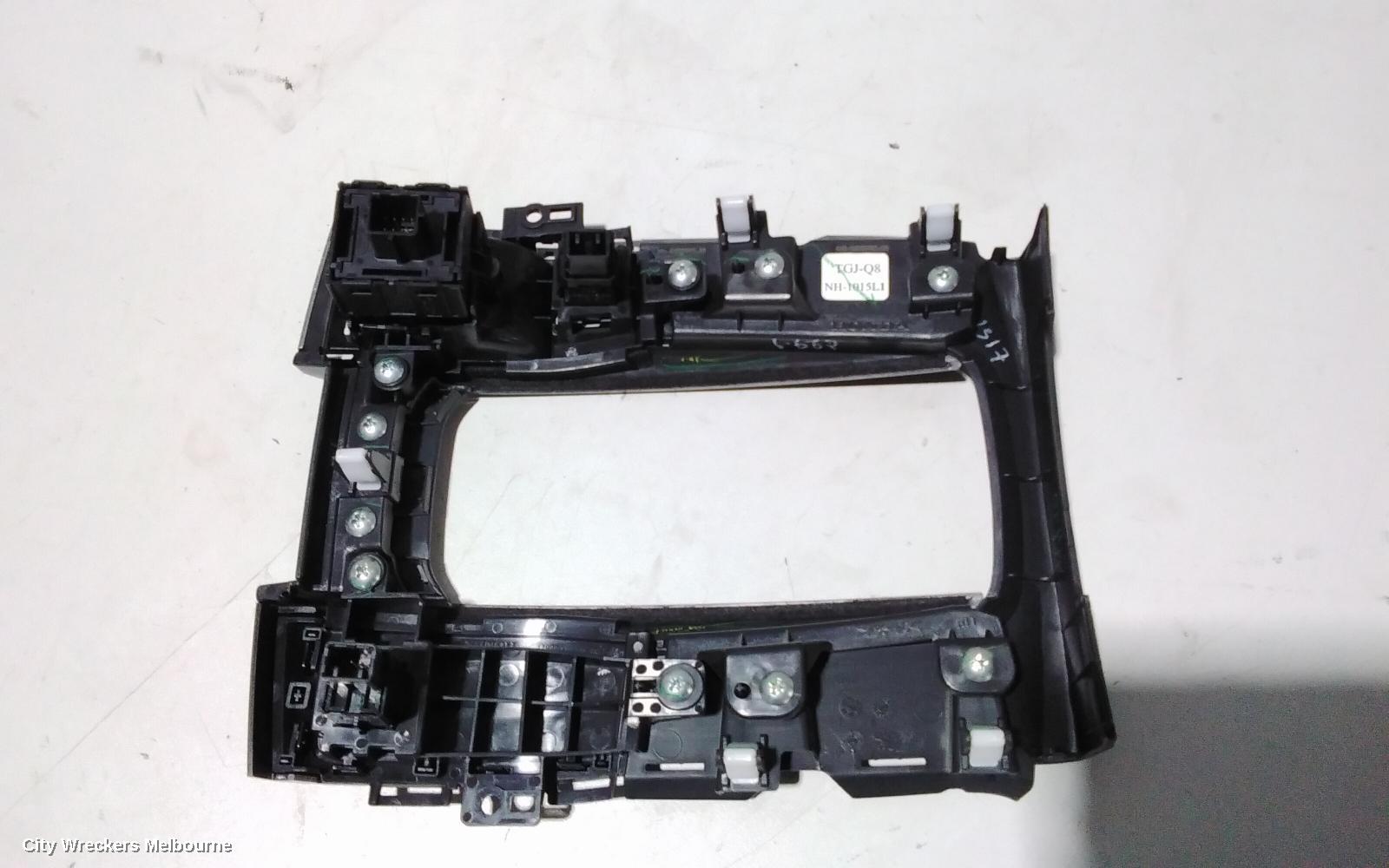 HONDA CIVIC, 10TH GEN, 05/2016 - 08/2021, GEAR SURROUND + HANDBRAKE SWITCH: 80933 - Image 3
