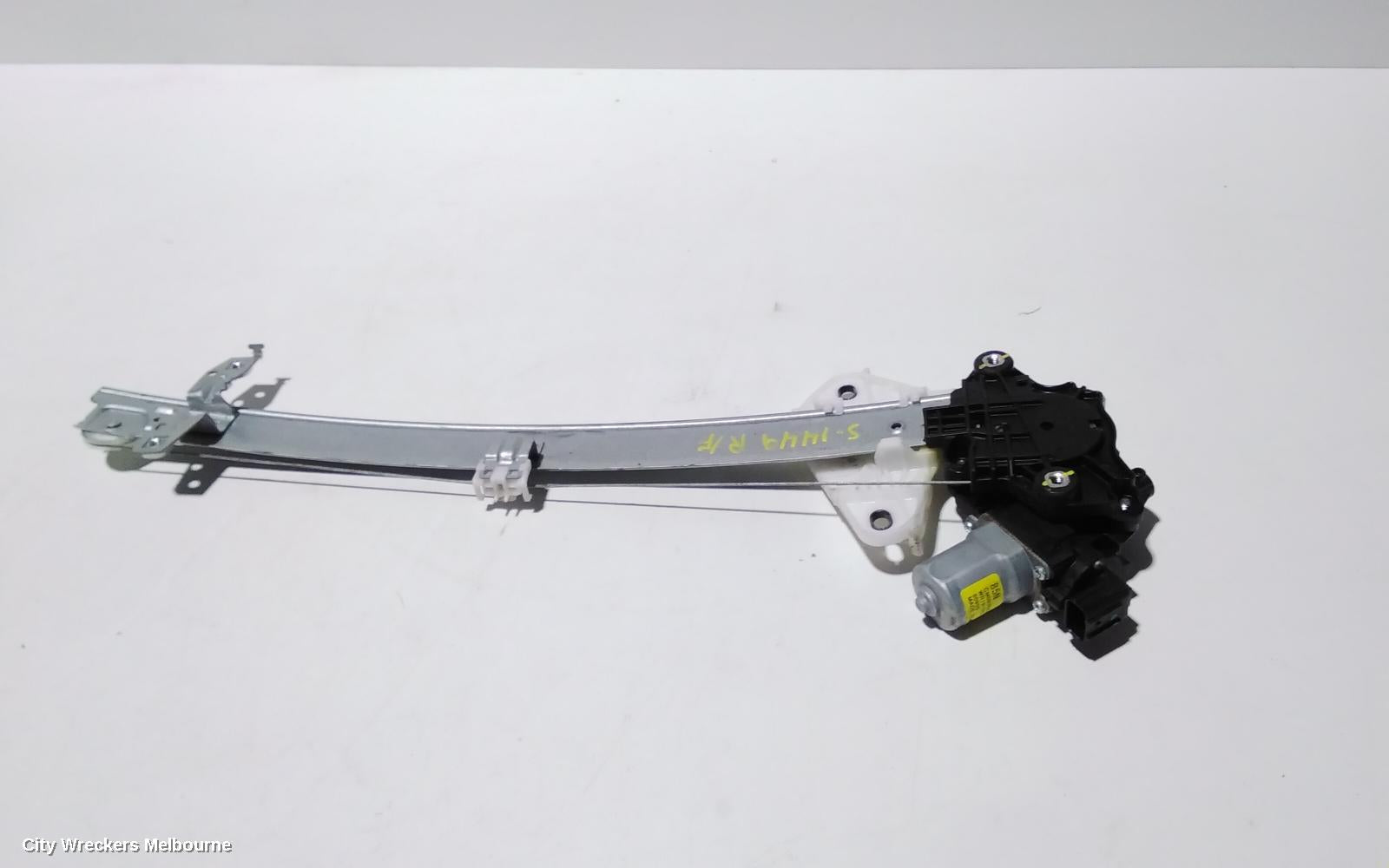 HONDA CIVIC RIGHT FRONT WINDOW REG/MOTOR, 10TH GEN, HATCH, 05/2016 ONWARDS - Image 1
