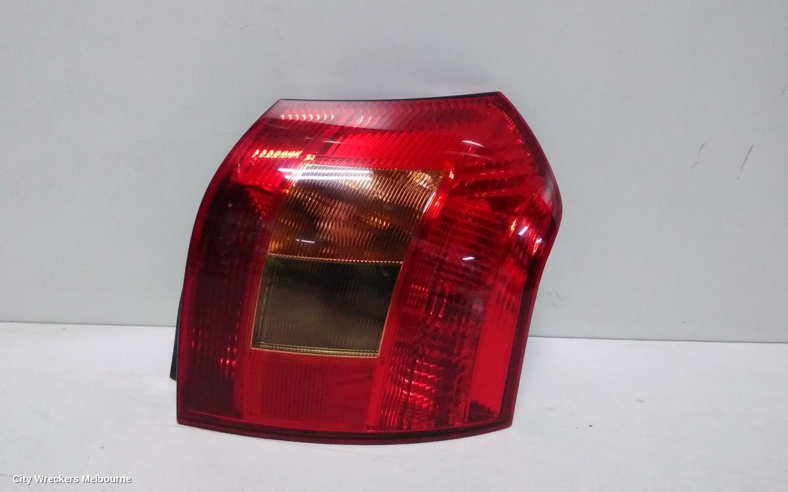 TOYOTA COROLLA RIGHT TAILLIGHT, ZZE122 (SOUTH AFRICA-VIN AHT), HATCH, 04/2003 - 08/2004 - Image 2