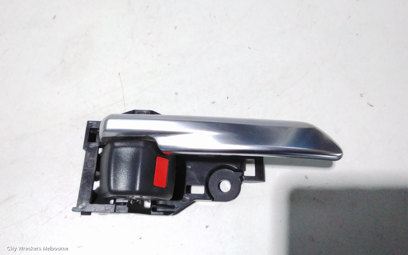 TOYOTA CAMRY DOOR HANDLE, INNER, LH FRONT, XV70, 09/2017 ONWARDS - Image 1
