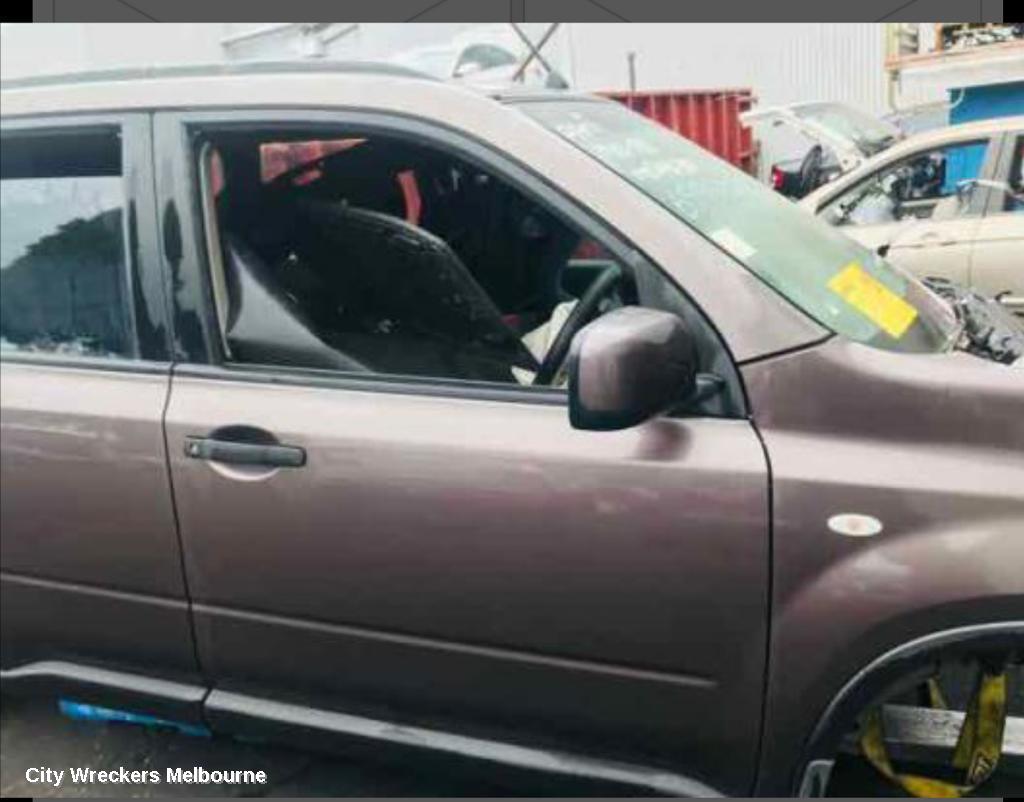 NISSAN XTRAIL RIGHT FRONT DOOR, T31, 10/2007 - 12/2013 - Image 3