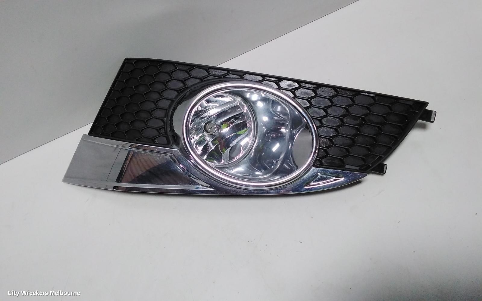 HOLDEN CAPTIVA LEFT INDICATOR/FOG/SIDE, BUMPER FOGLAMP SURROUND-CHROME, CG, 09/2006 - 09/2015 - Image 2