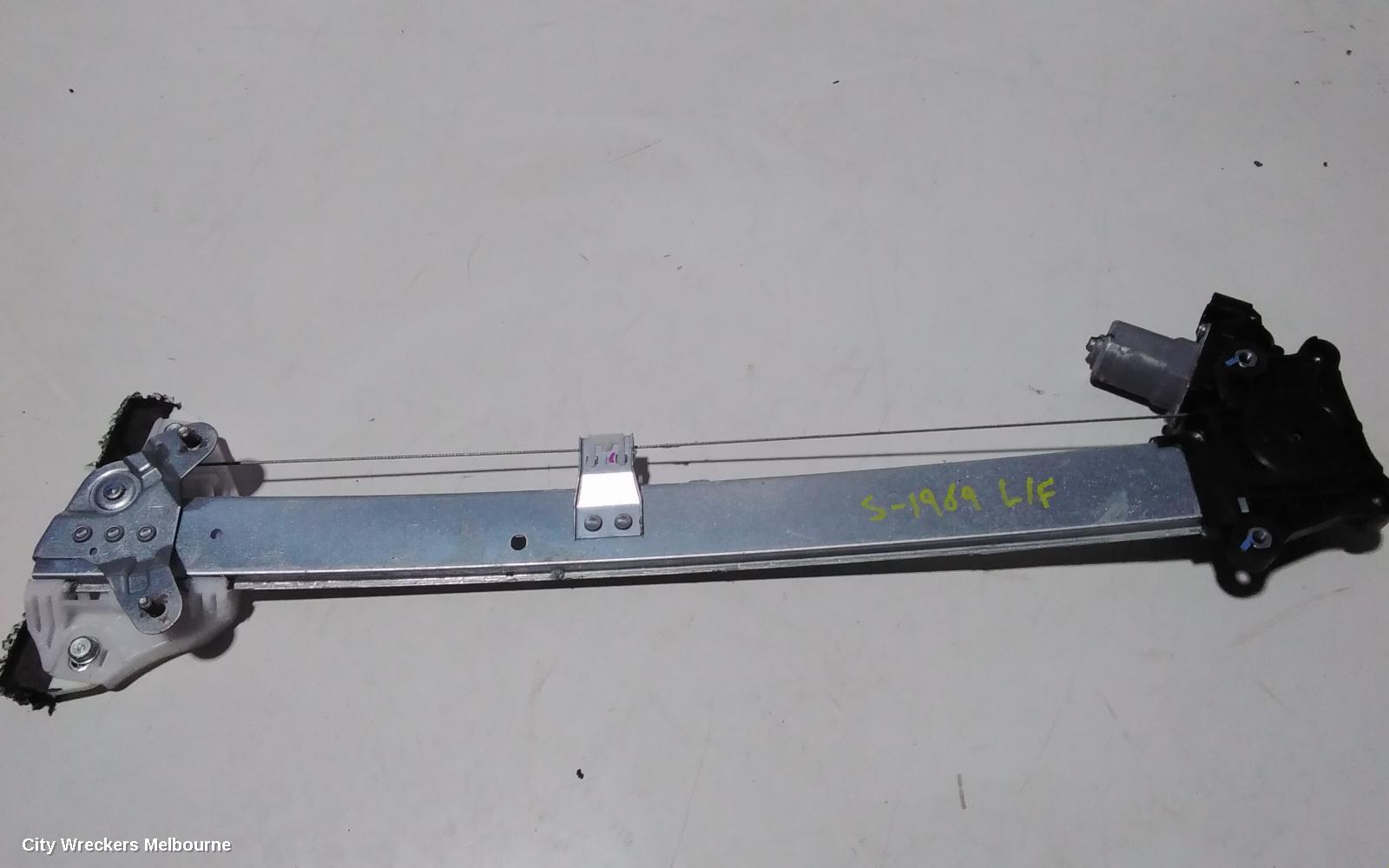 HONDA CRV LEFT FRONT WINDOW REG/MOTOR, RW, DOOR REG ASSY (REG AND MOTOR), 05/2017 - 08/2023 - Image 2