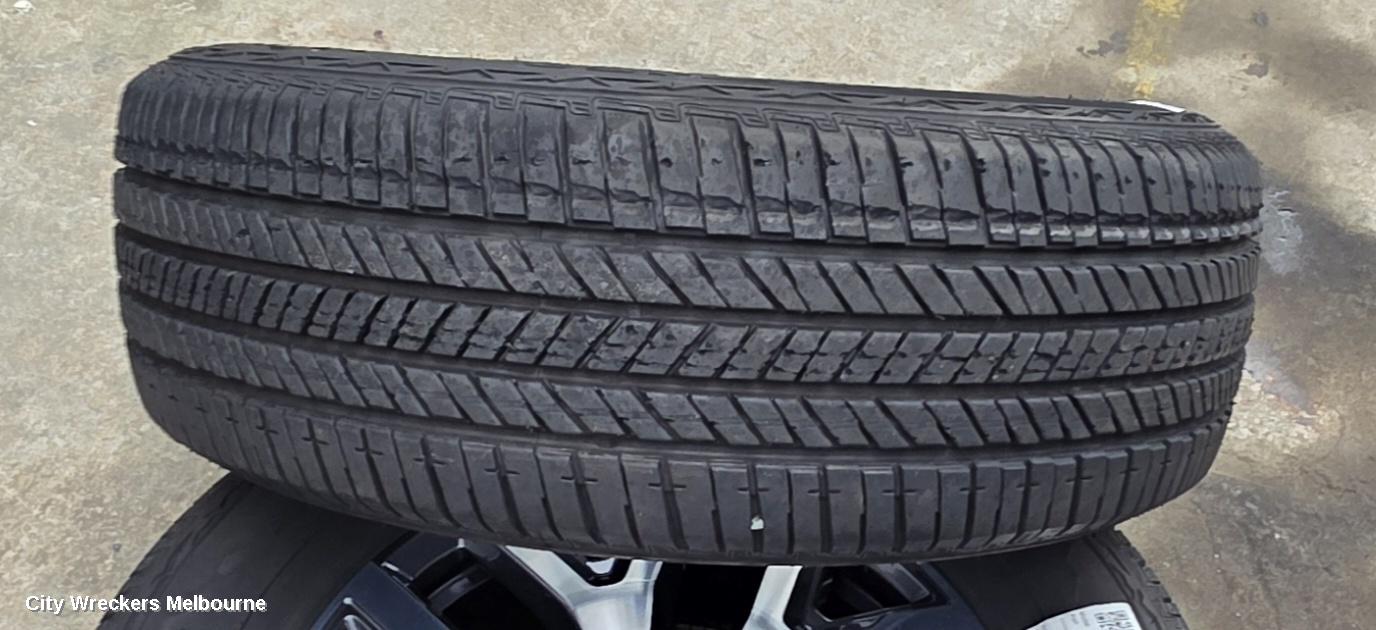LDV T60 WHEEL MAG, SK8C, FACTORY, 17X7IN, 6 V SPOKE, 08/2021 ONWARDS - Image 2