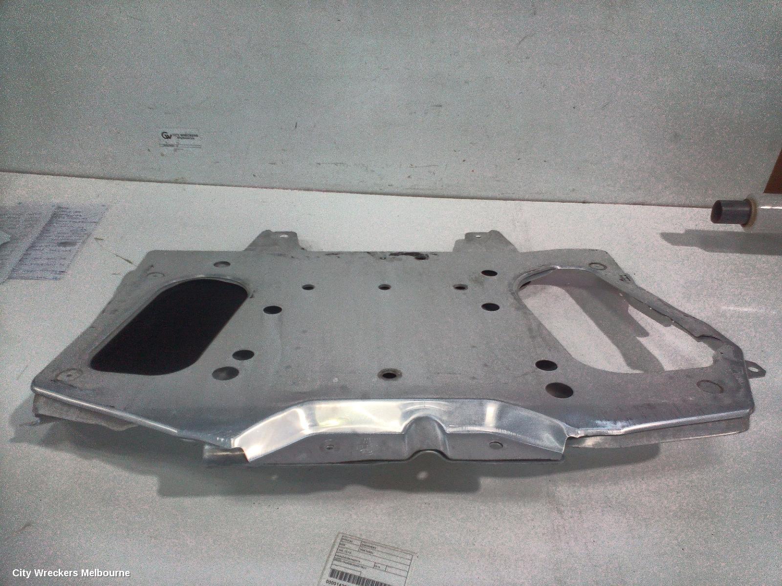 LAND ROVER DISCOVERY TRIM PANEL, L462, 12/2016 ONWARDS - Image 3