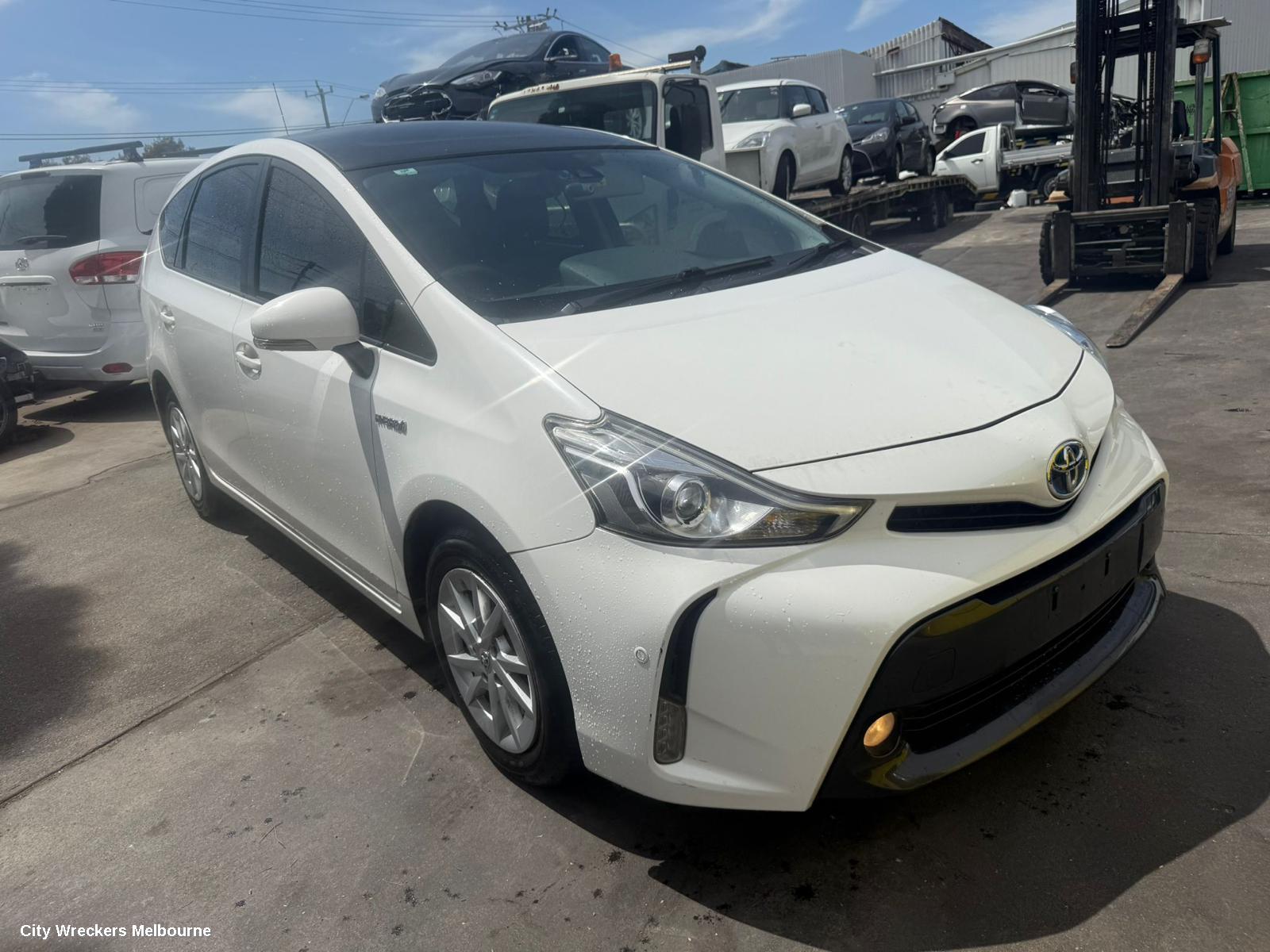 TOYOTA PRIUS COMPLETE INTERIOR, ZVW40R, PRIUS V, LEATHER, BLACK, 06/2015 - 03/2021 - Image 2