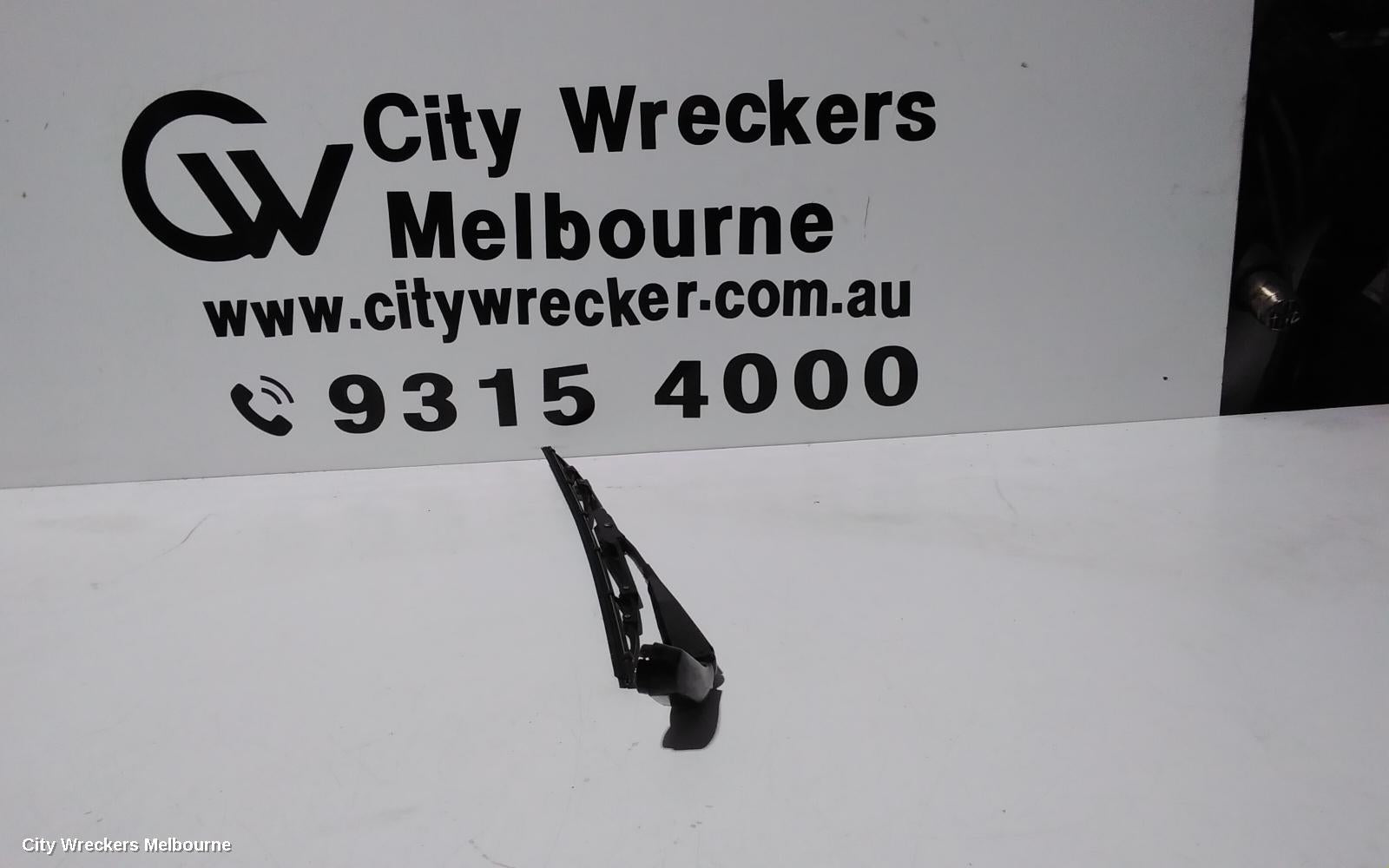 BMW 3 SERIES WIPER ARM, FRONT (RH SIDE), E90/E91/E92/E93, 03/2010 - 09/2013 - Image 1