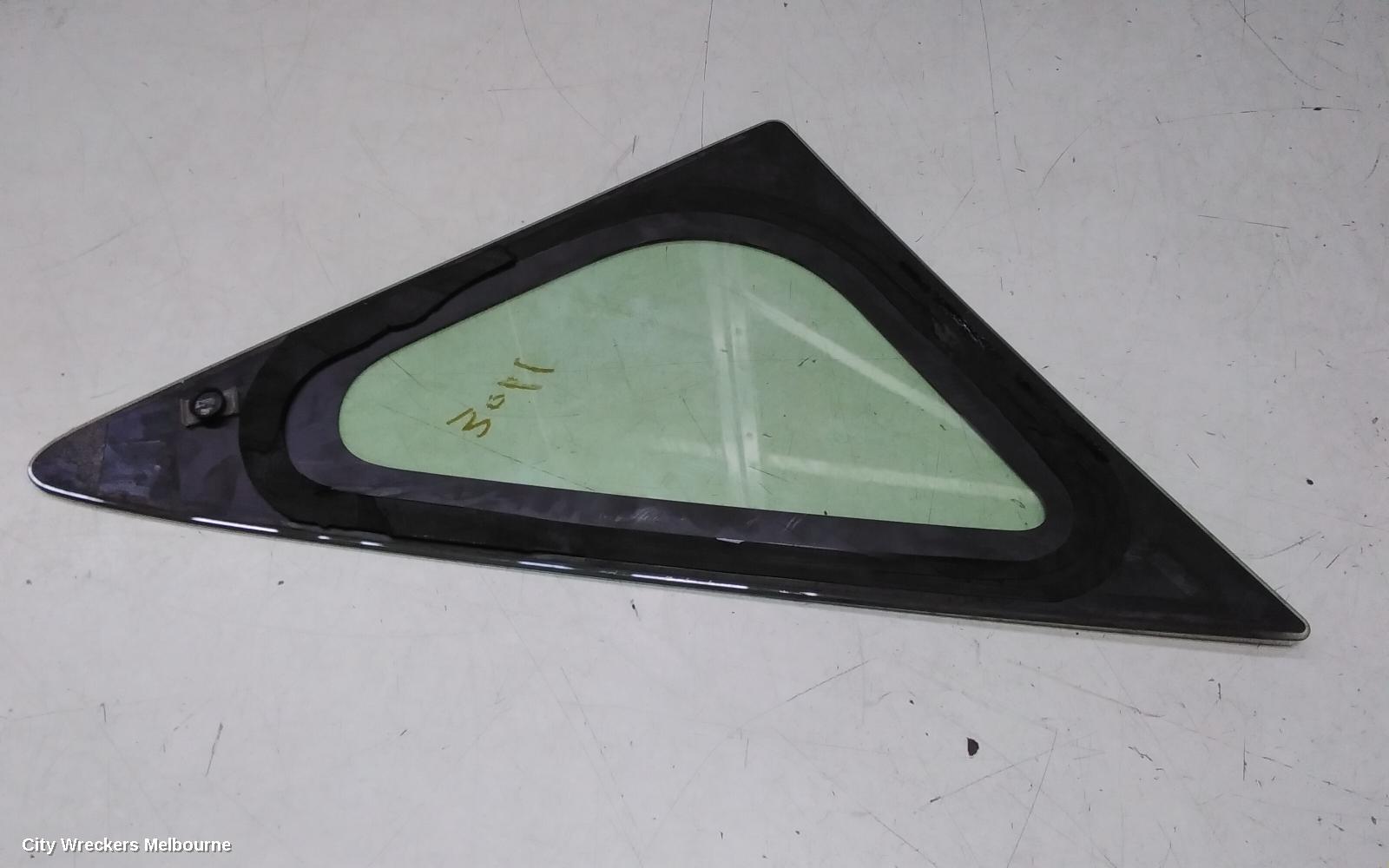HONDA JAZZ LEFT FRONT 1/4 DOOR GLASS, GK/GF, 07/2014 - 12/2020 - Image 3