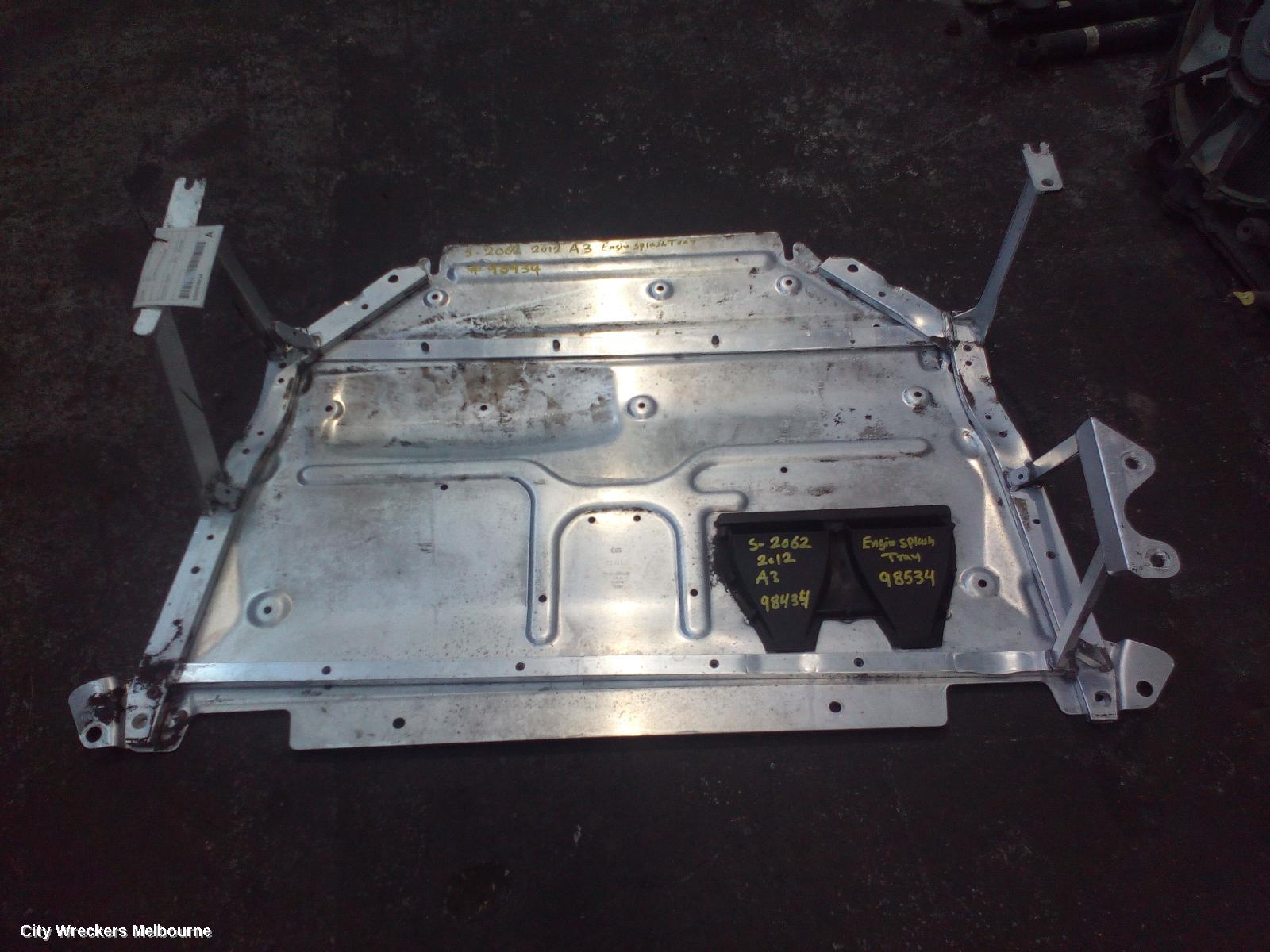 AUDI A3 LOWER ENGINE SPLASH TRAY, 8P, MAIN ENGINE UNDERTRAY, PETROL, 1.8, TURBO, CDAA CODE, 05/2007 - 04/2013 - Image 1